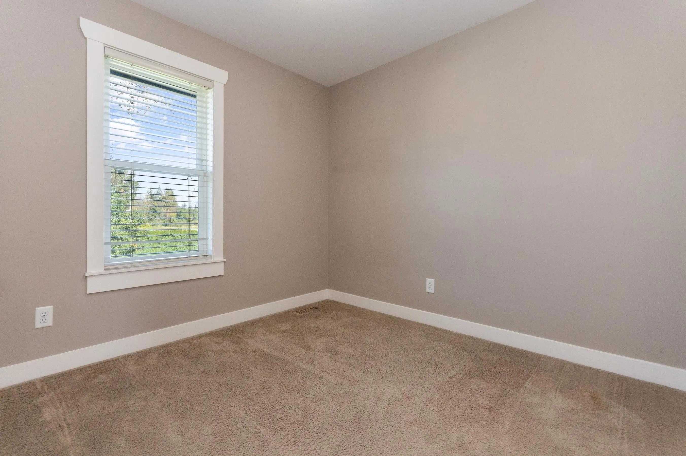 31 45085 Wolfe Road