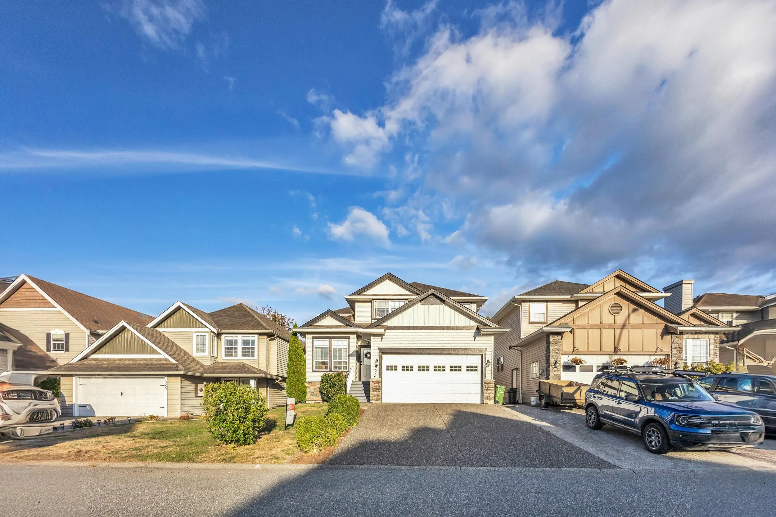5696 Lindys Drive