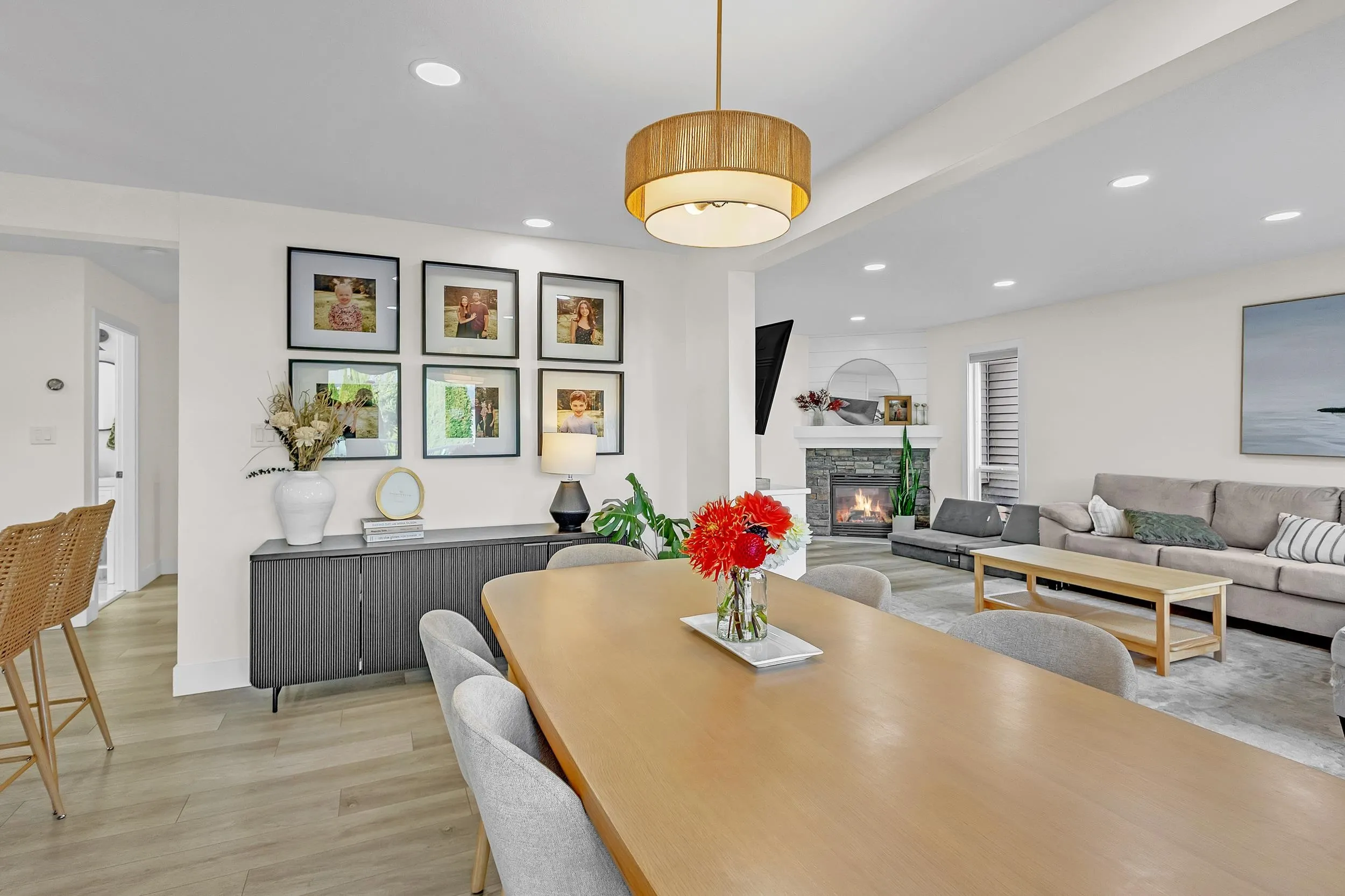 5696 Lindys Drive