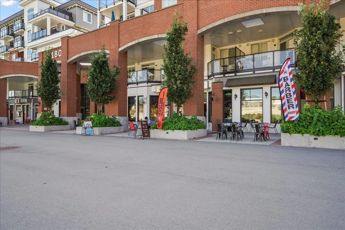 2303 2180 Kelly Avenue