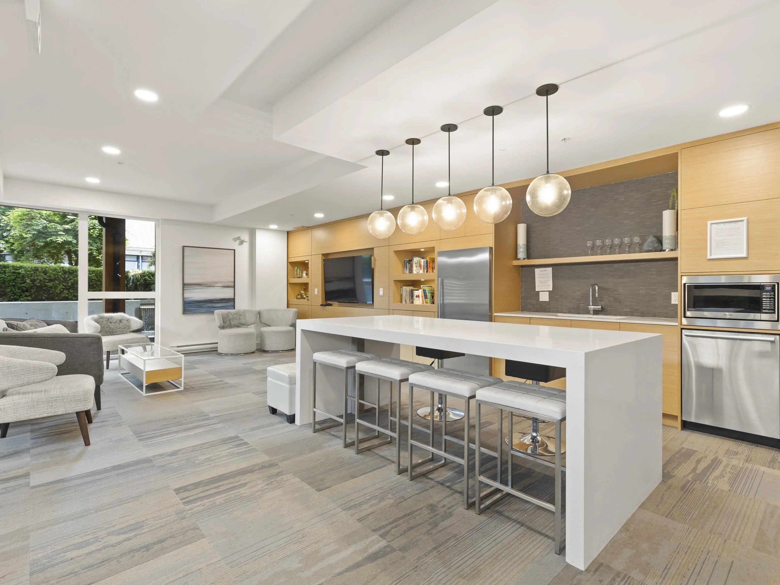 303 1327 Draycott Road