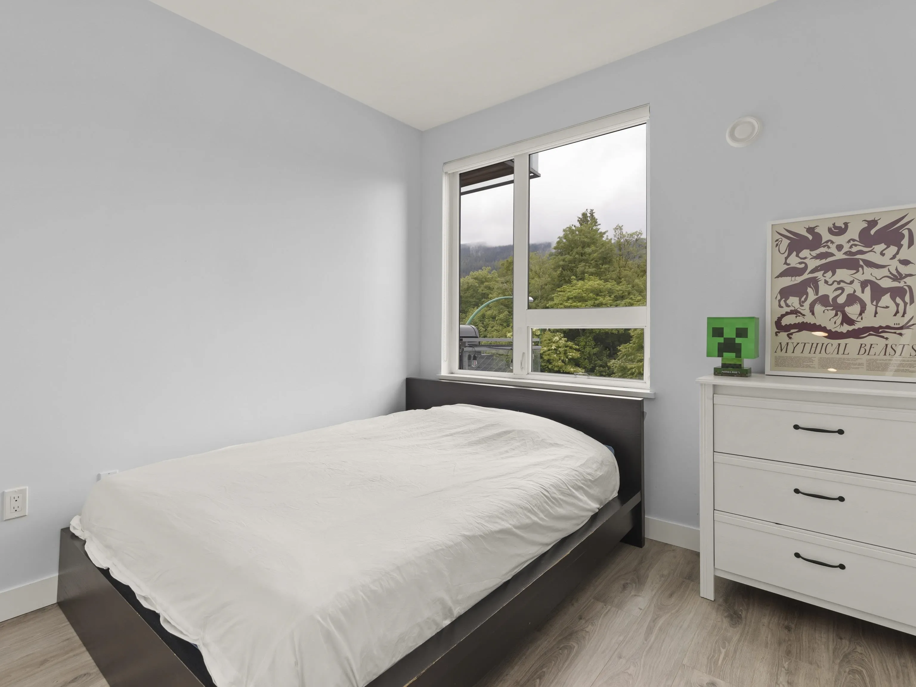 303 1327 Draycott Road