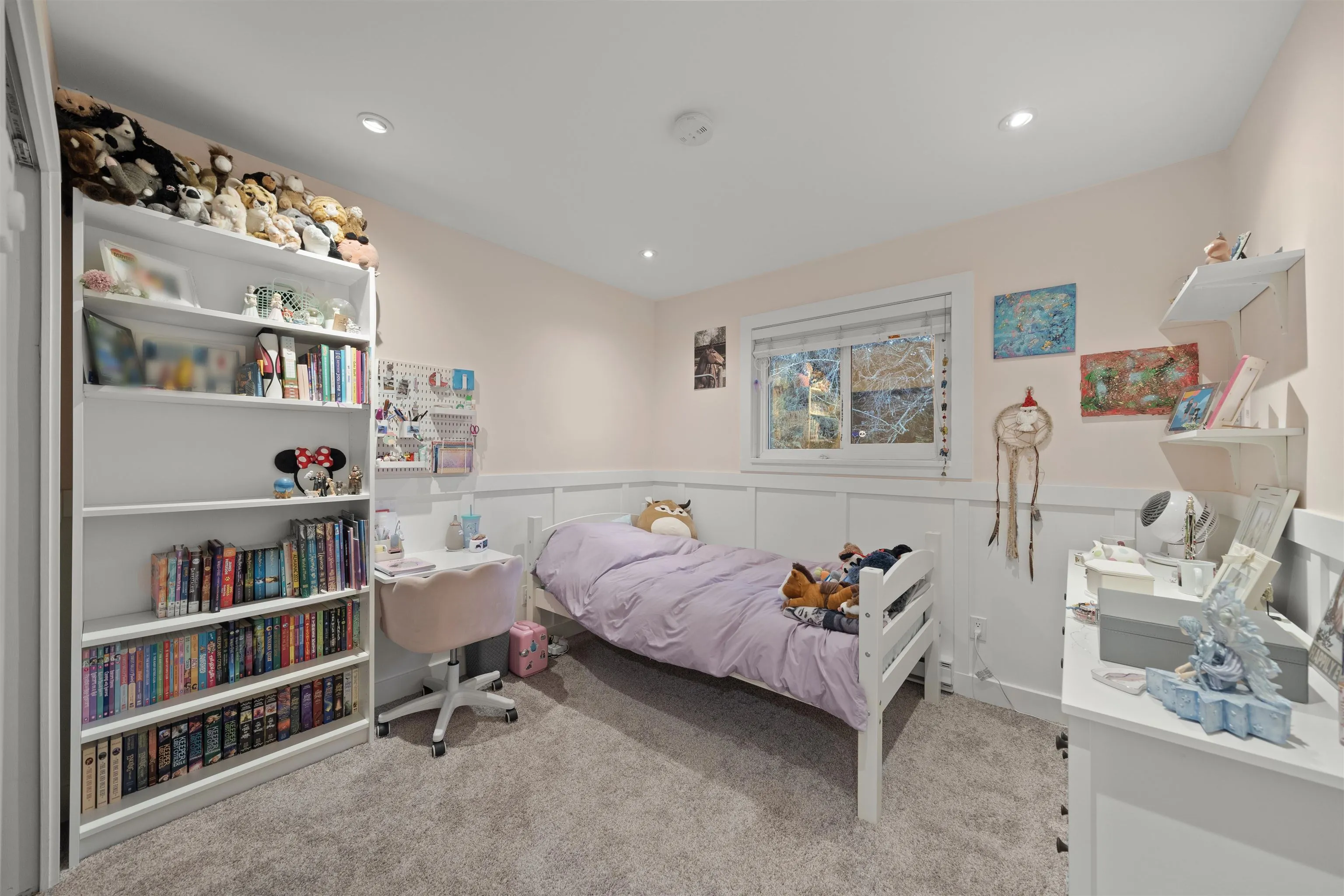 13507 15 Avenue