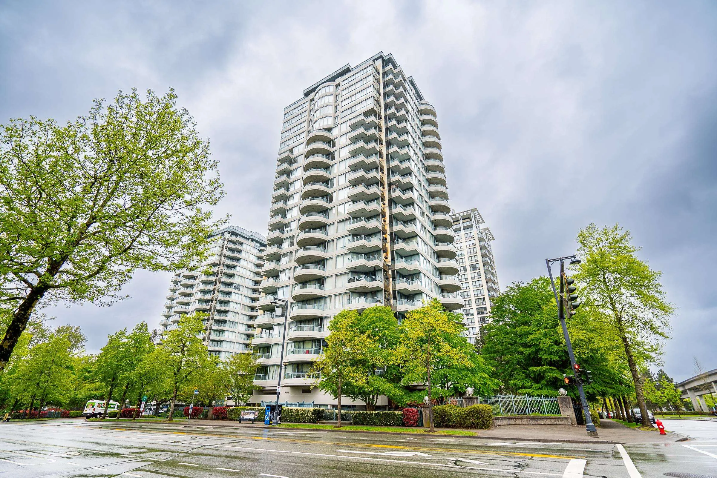 1301 13383 108 Avenue