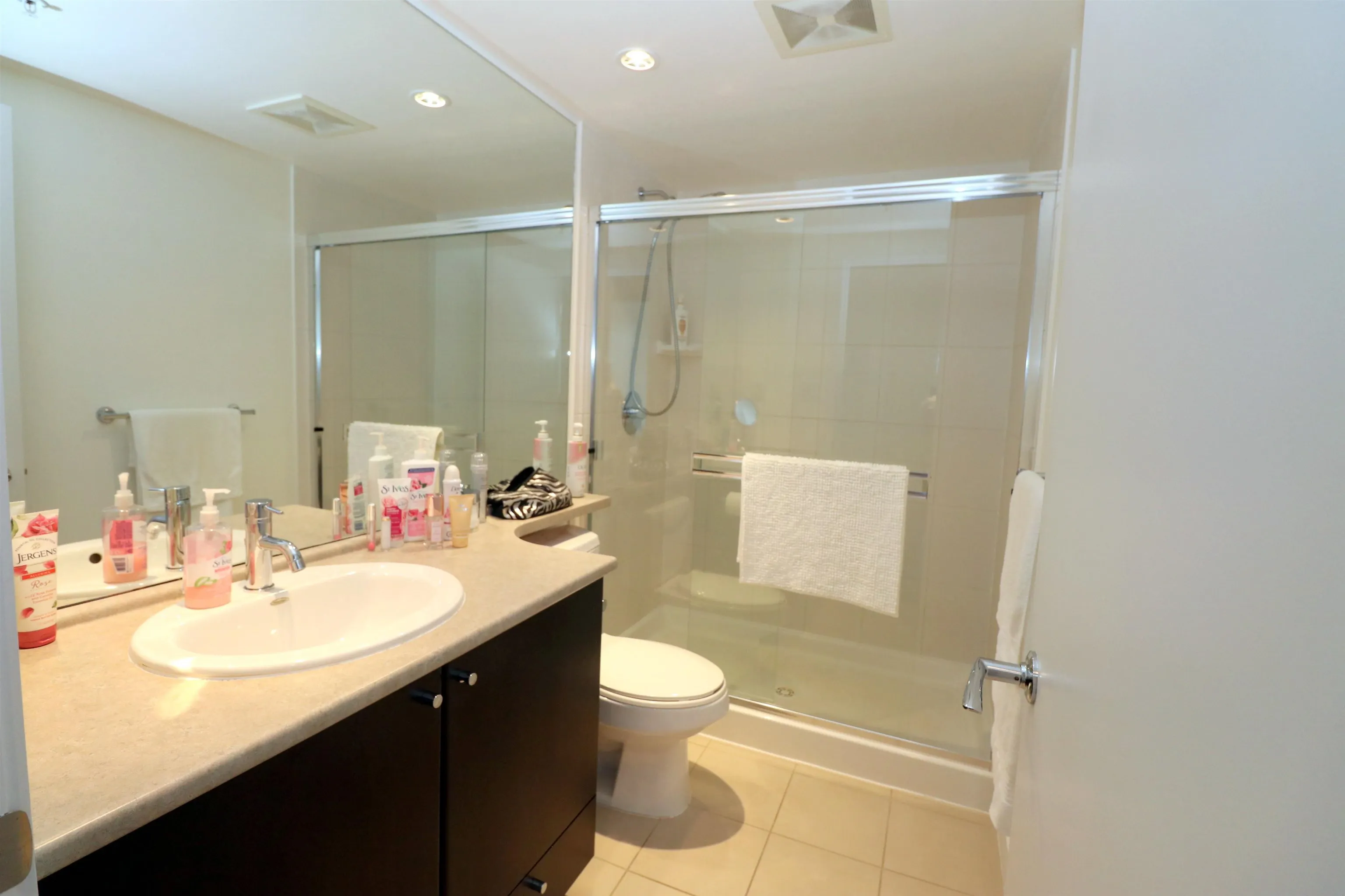 1505 660 Nootka Way