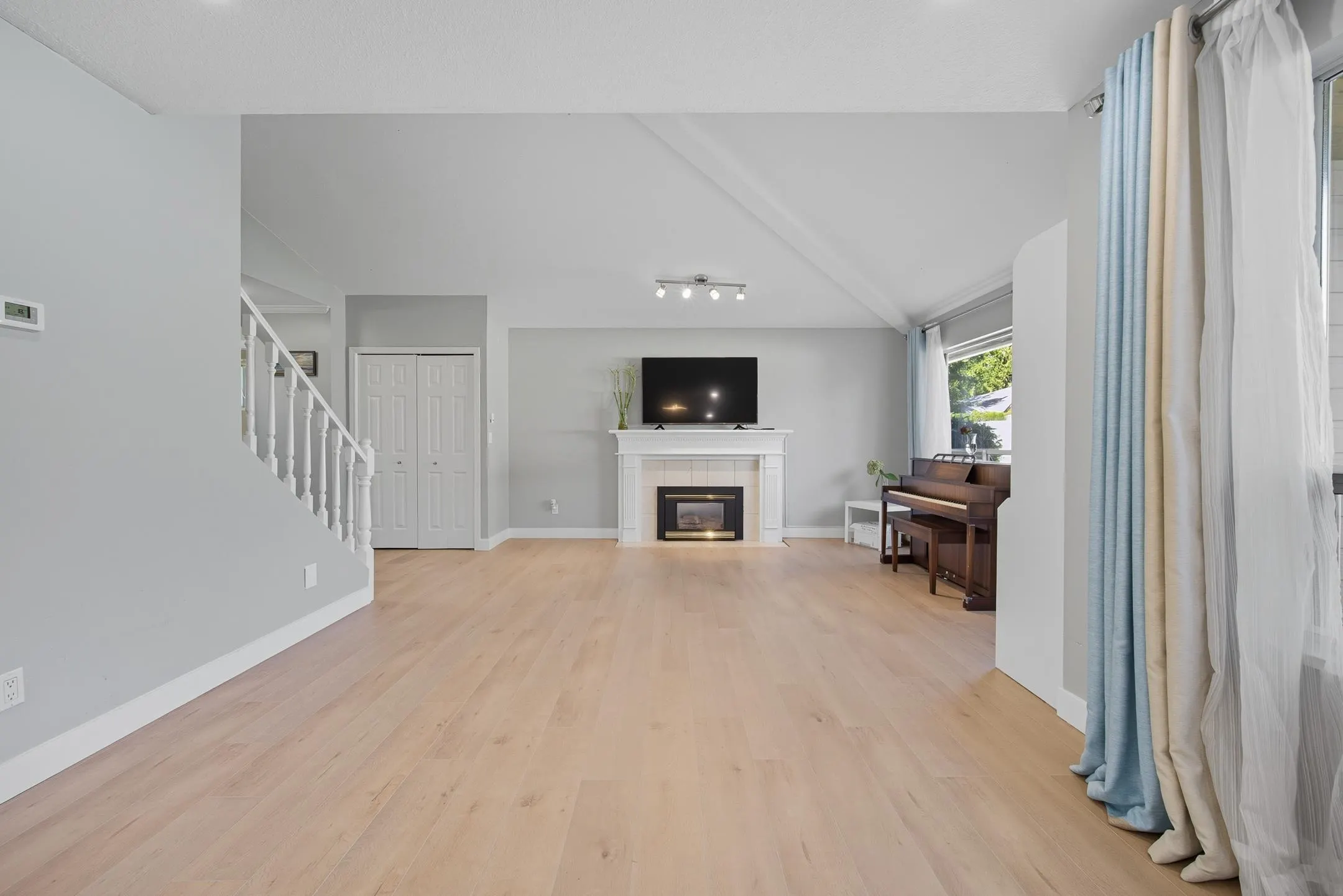 118 15121 19 Avenue