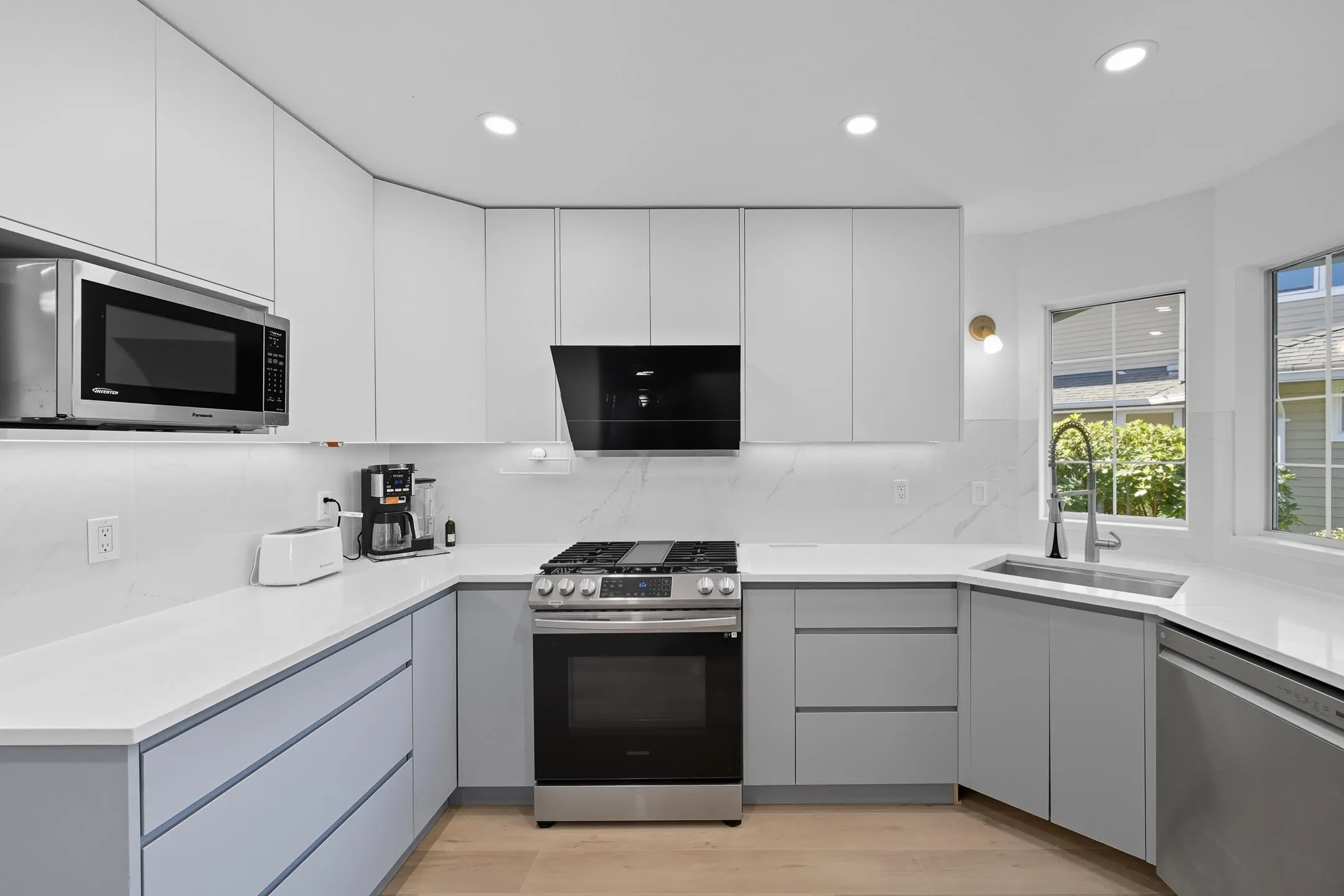 118 15121 19 Avenue