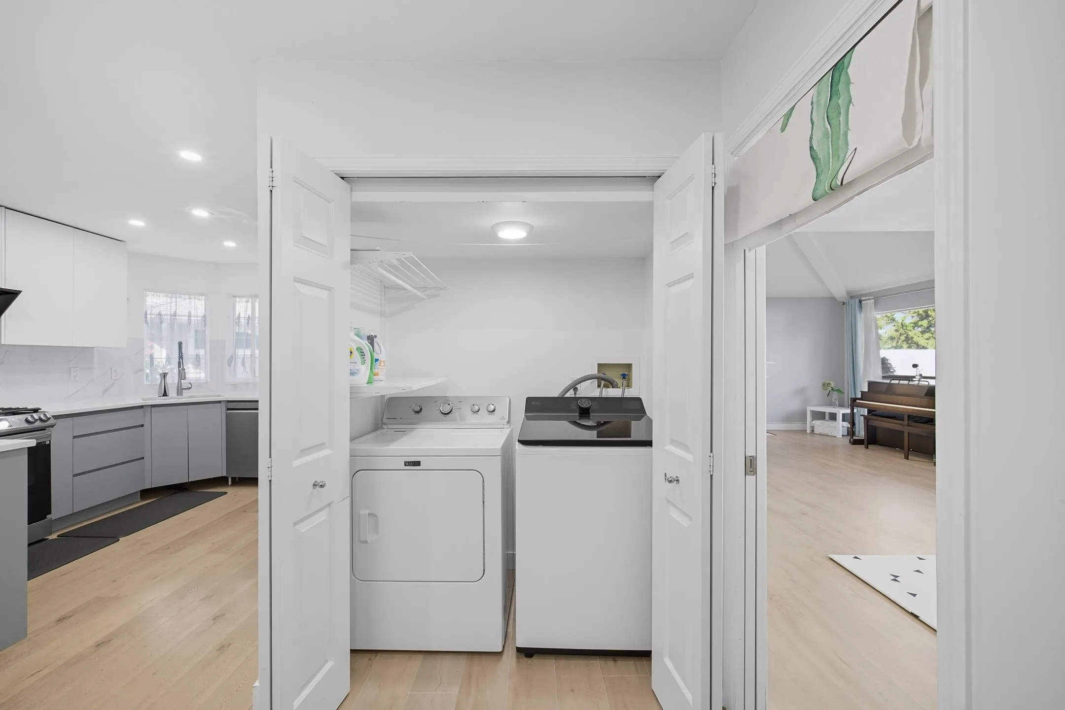 118 15121 19 Avenue