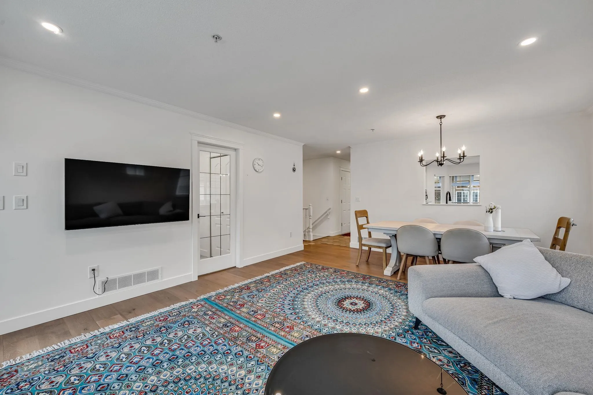 18 20222 96 Avenue