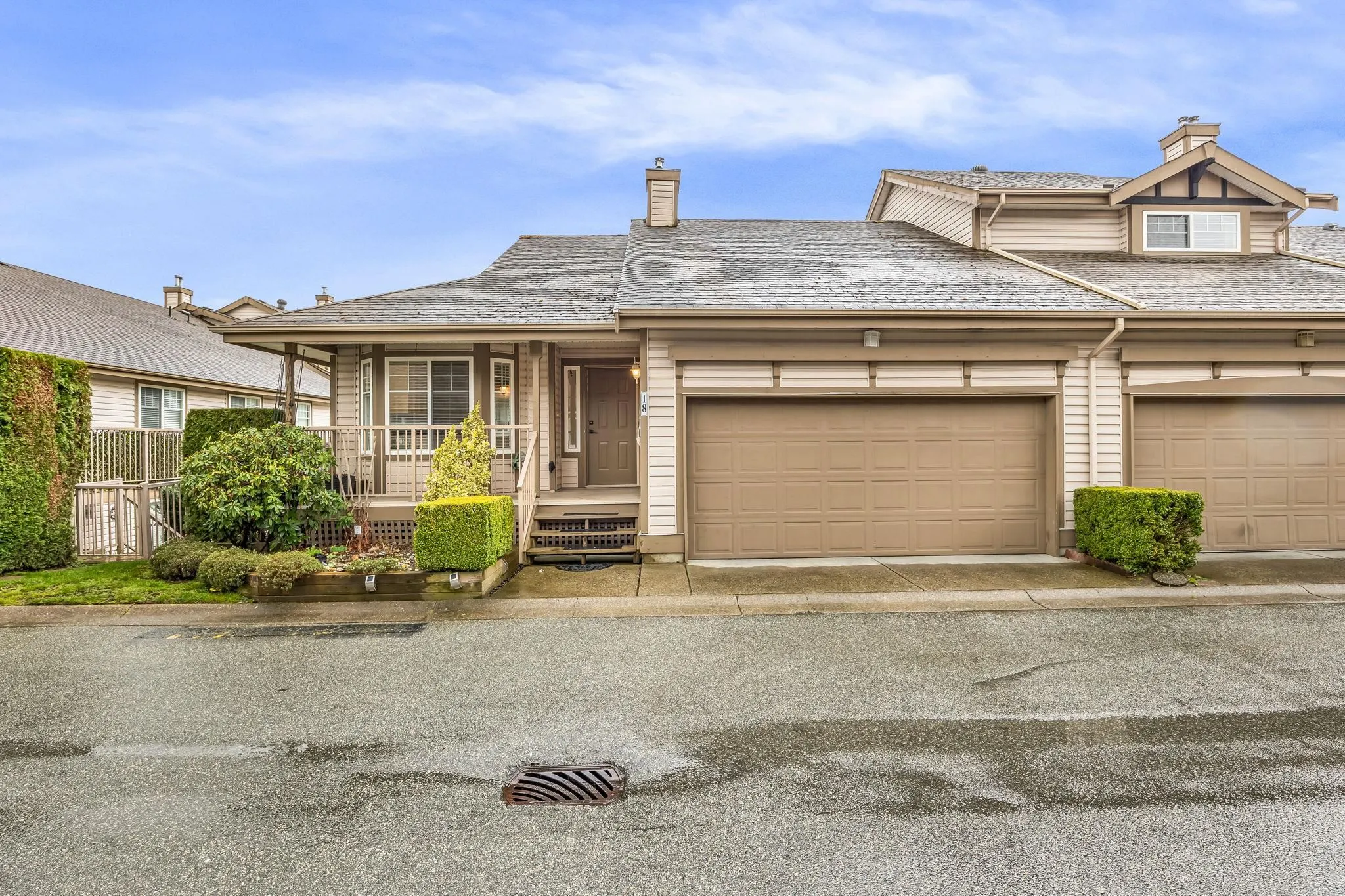 18 20222 96 Avenue