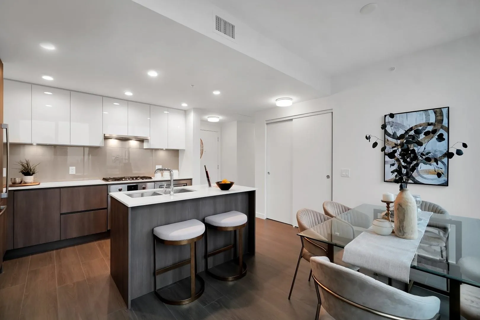 1603 618 Carnarvon Street