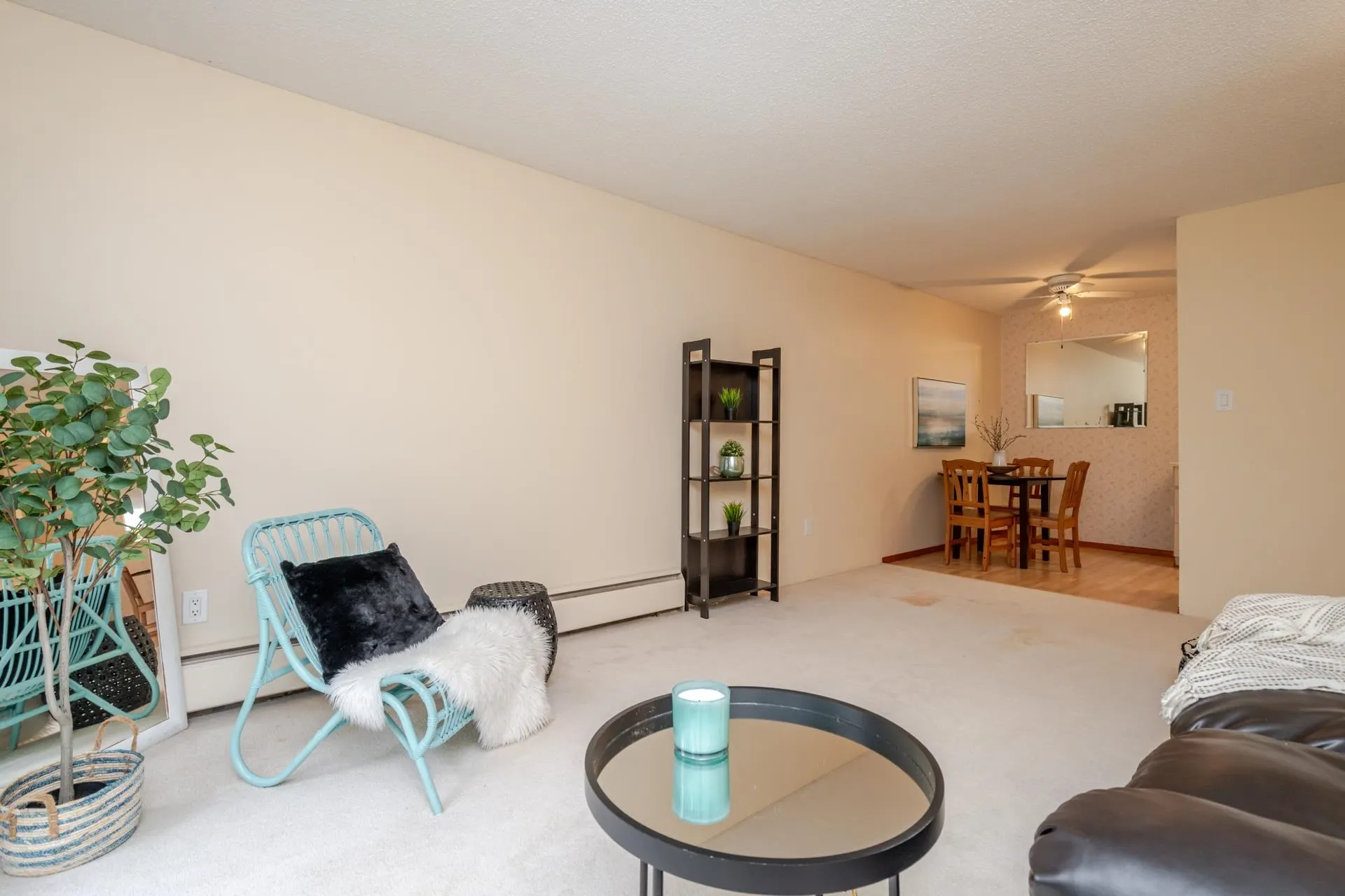 208 15020 North Bluff Road