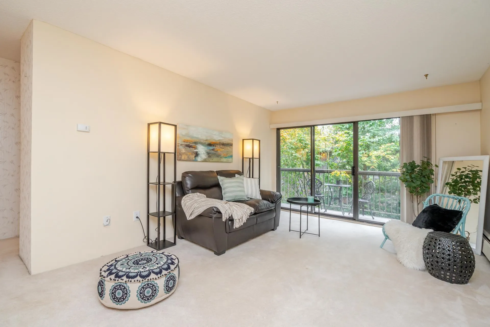 208 15020 North Bluff Road