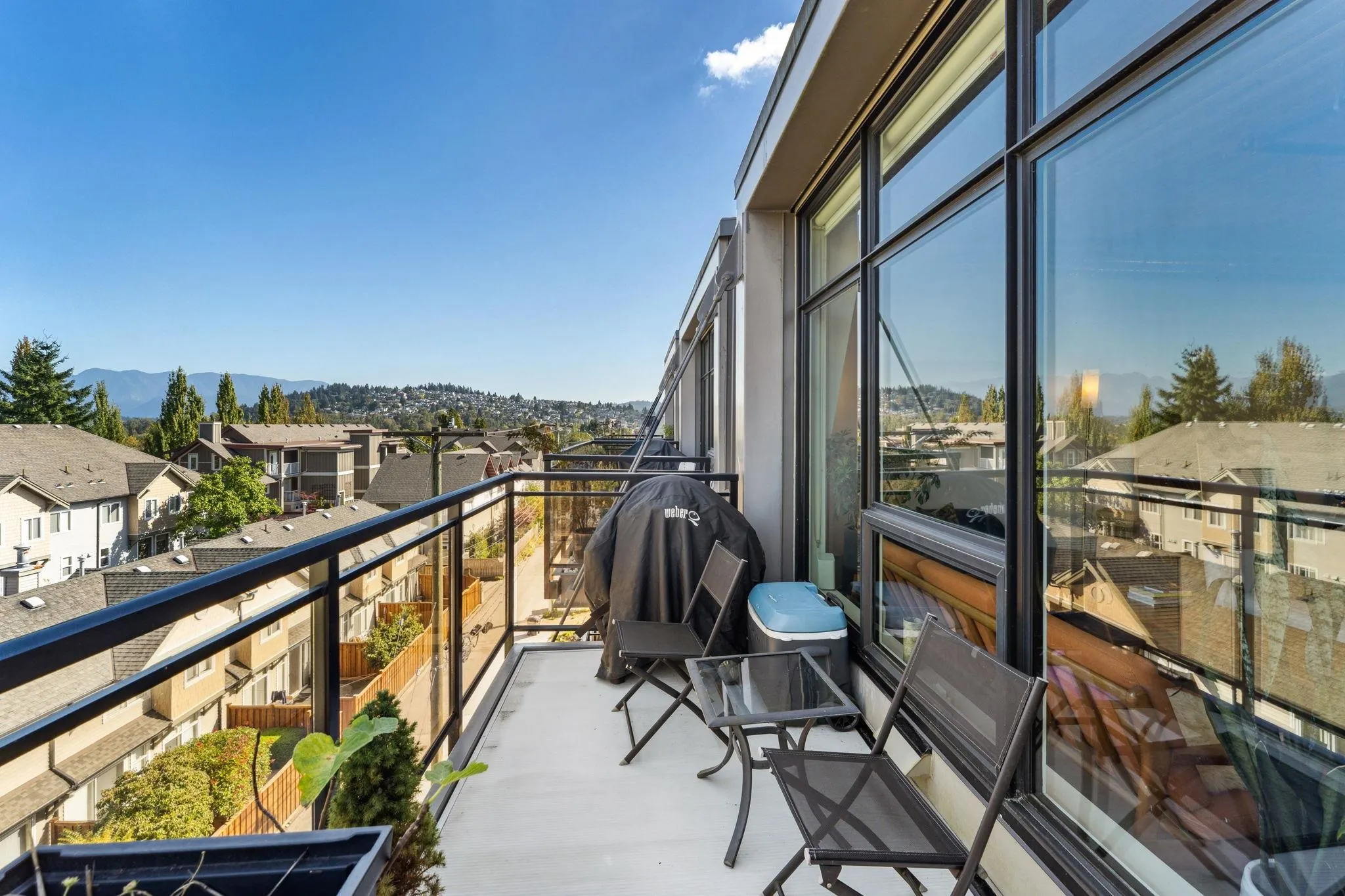 403 4223 Hastings Street
