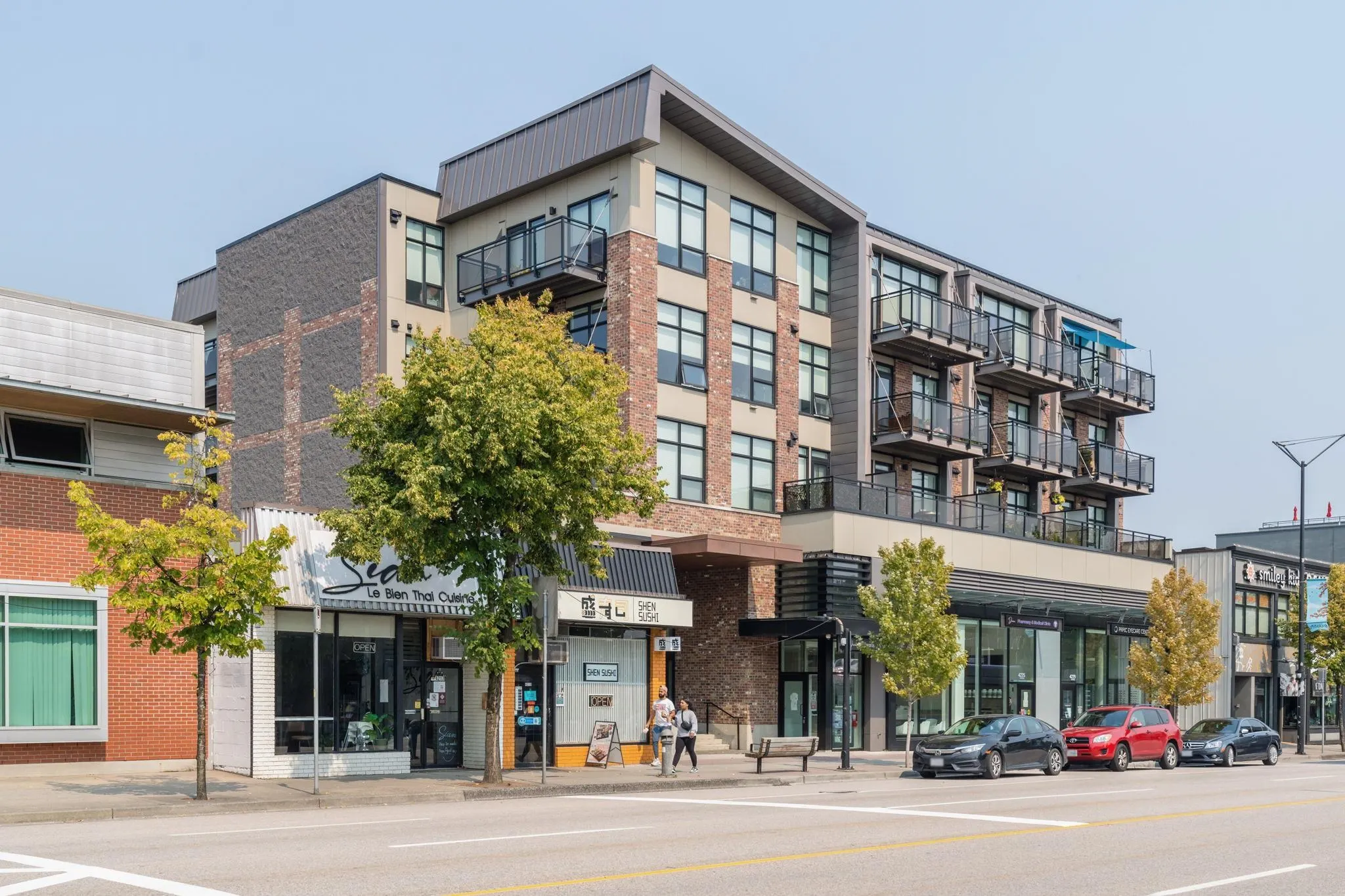 403 4223 Hastings Street