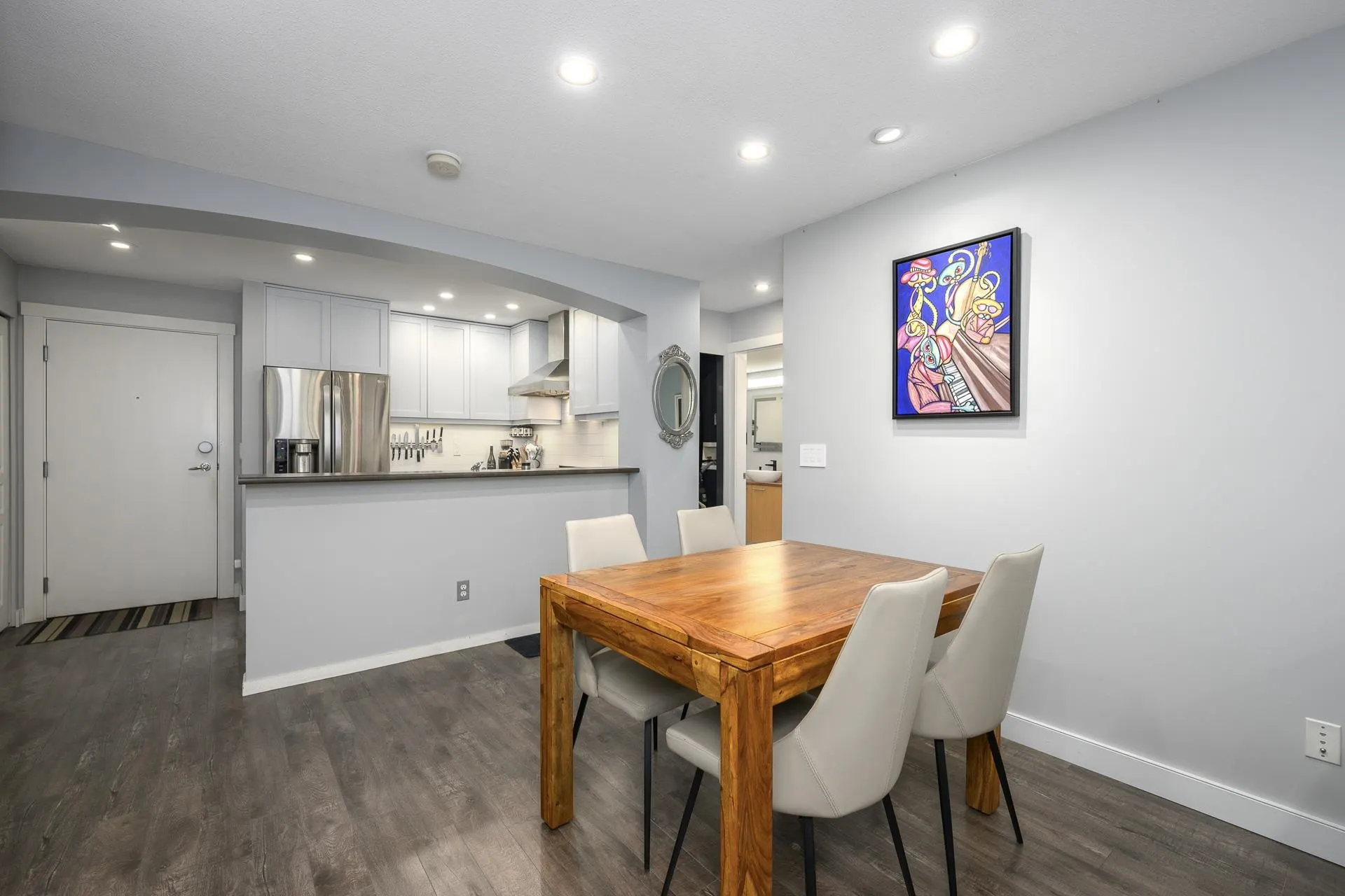 210 9319 University Crescent