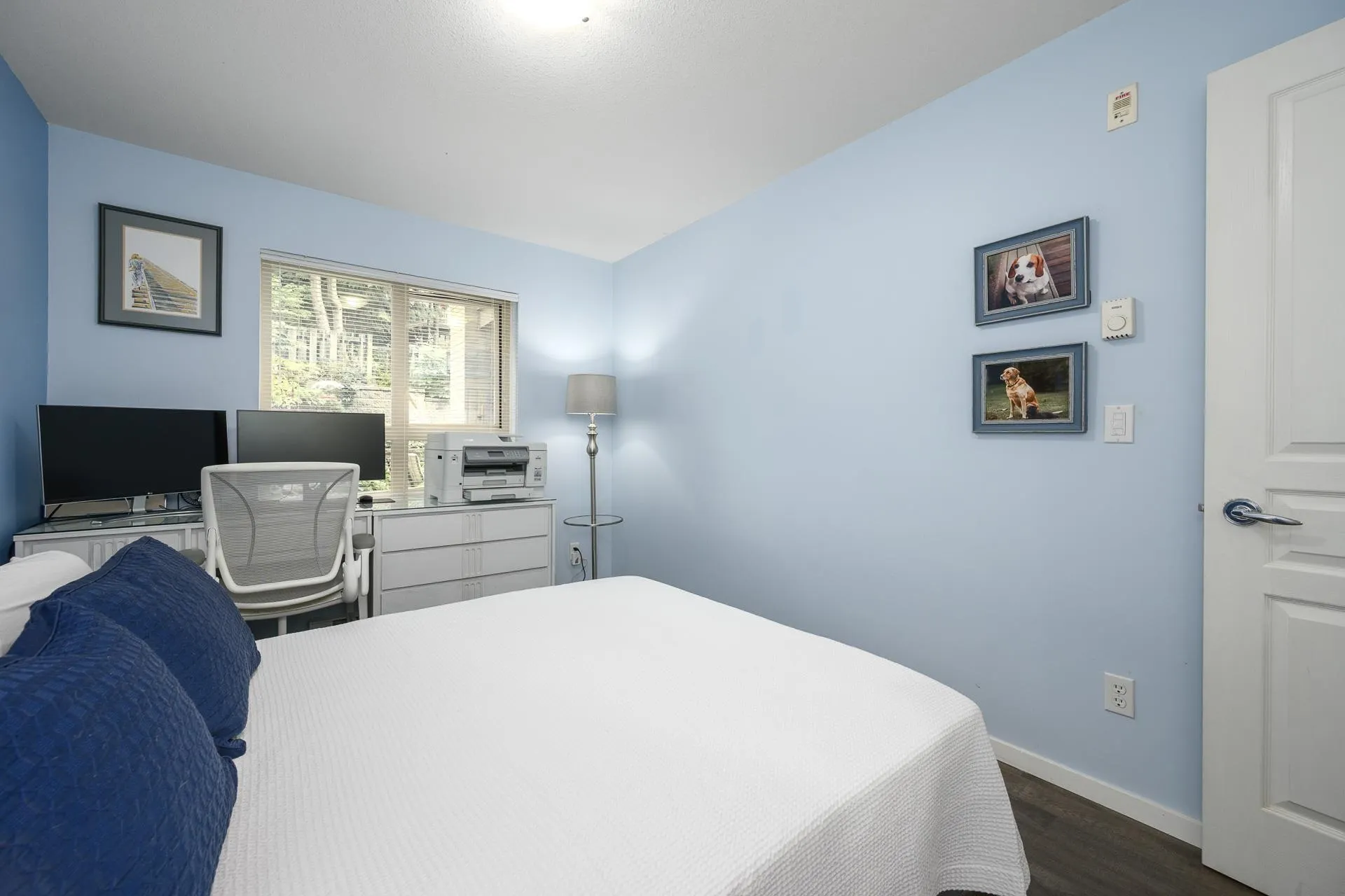210 9319 University Crescent