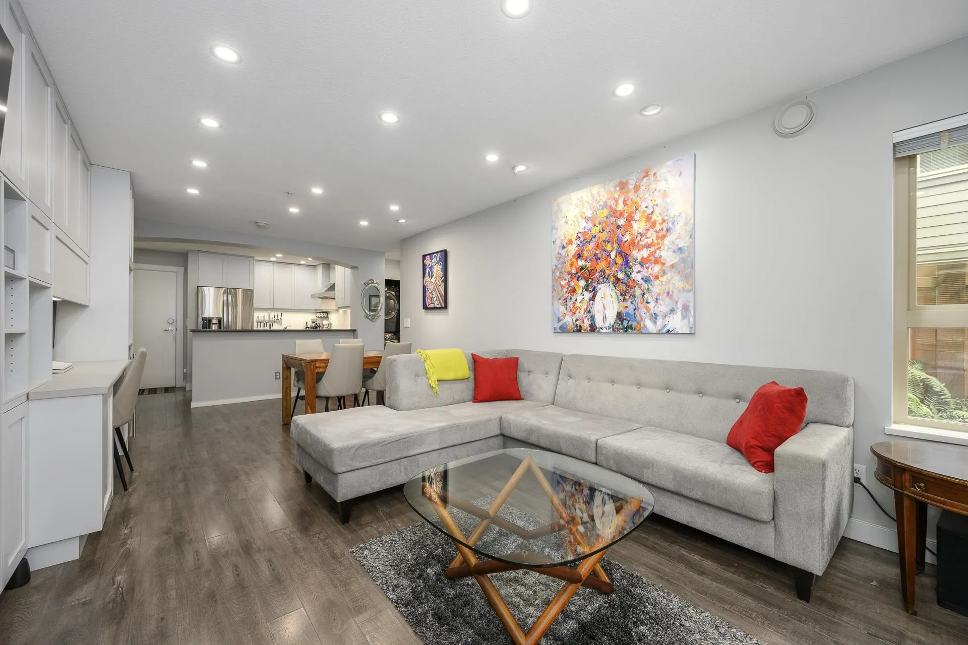 210 9319 University Crescent