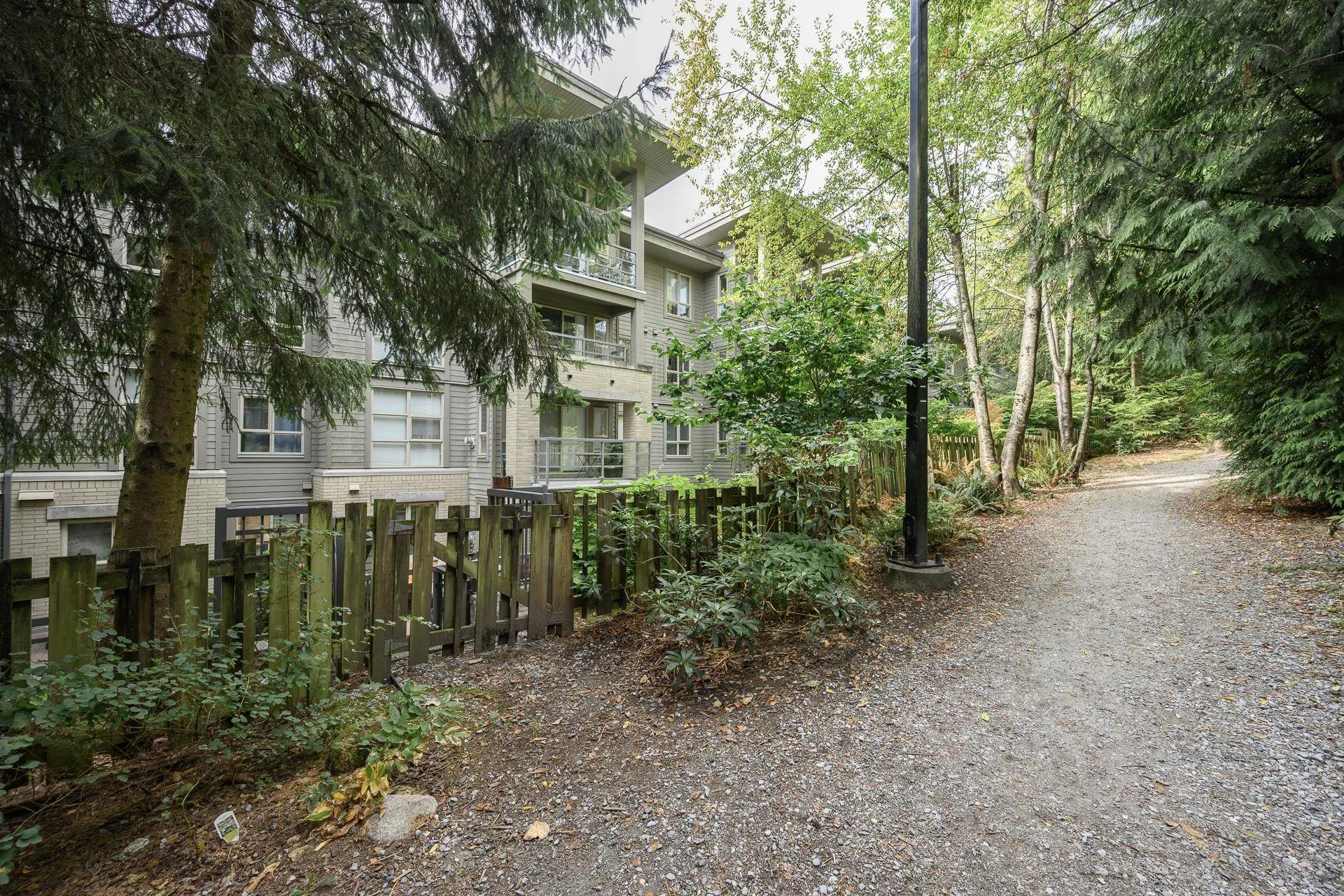 210 9319 University Crescent