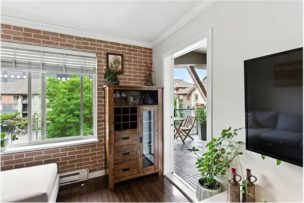 3416 240 Sherbrooke Street