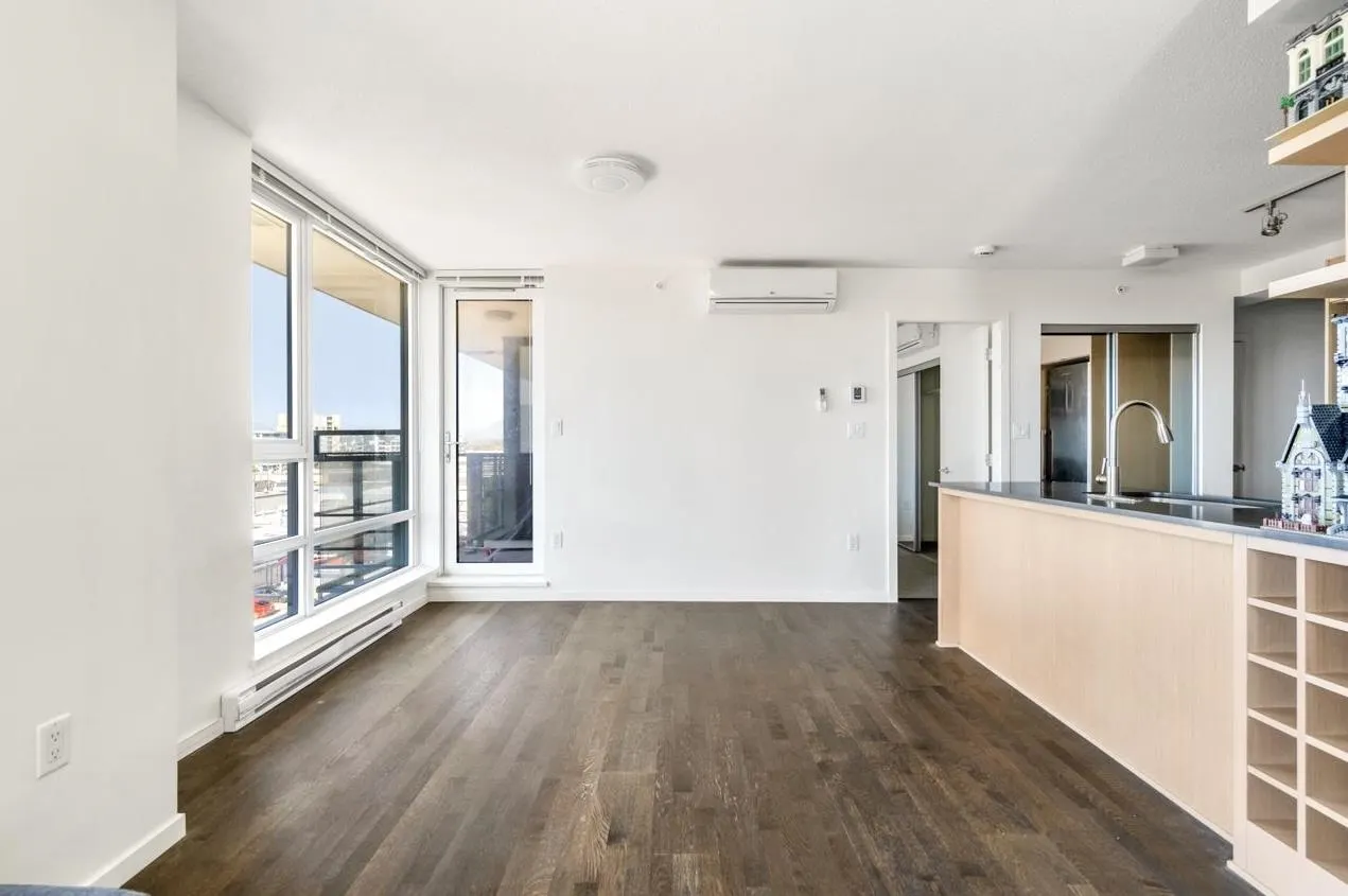 703 7788 Ackroyd Road