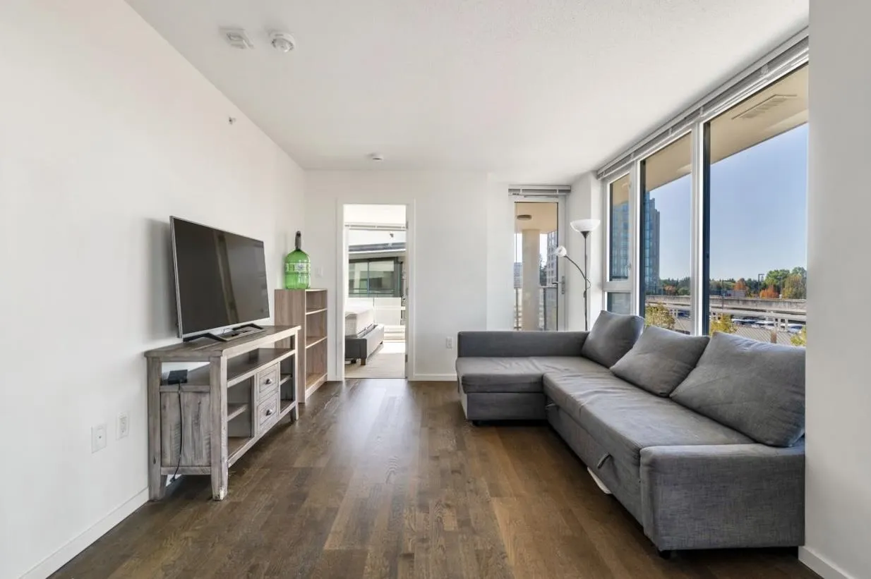 703 7788 Ackroyd Road