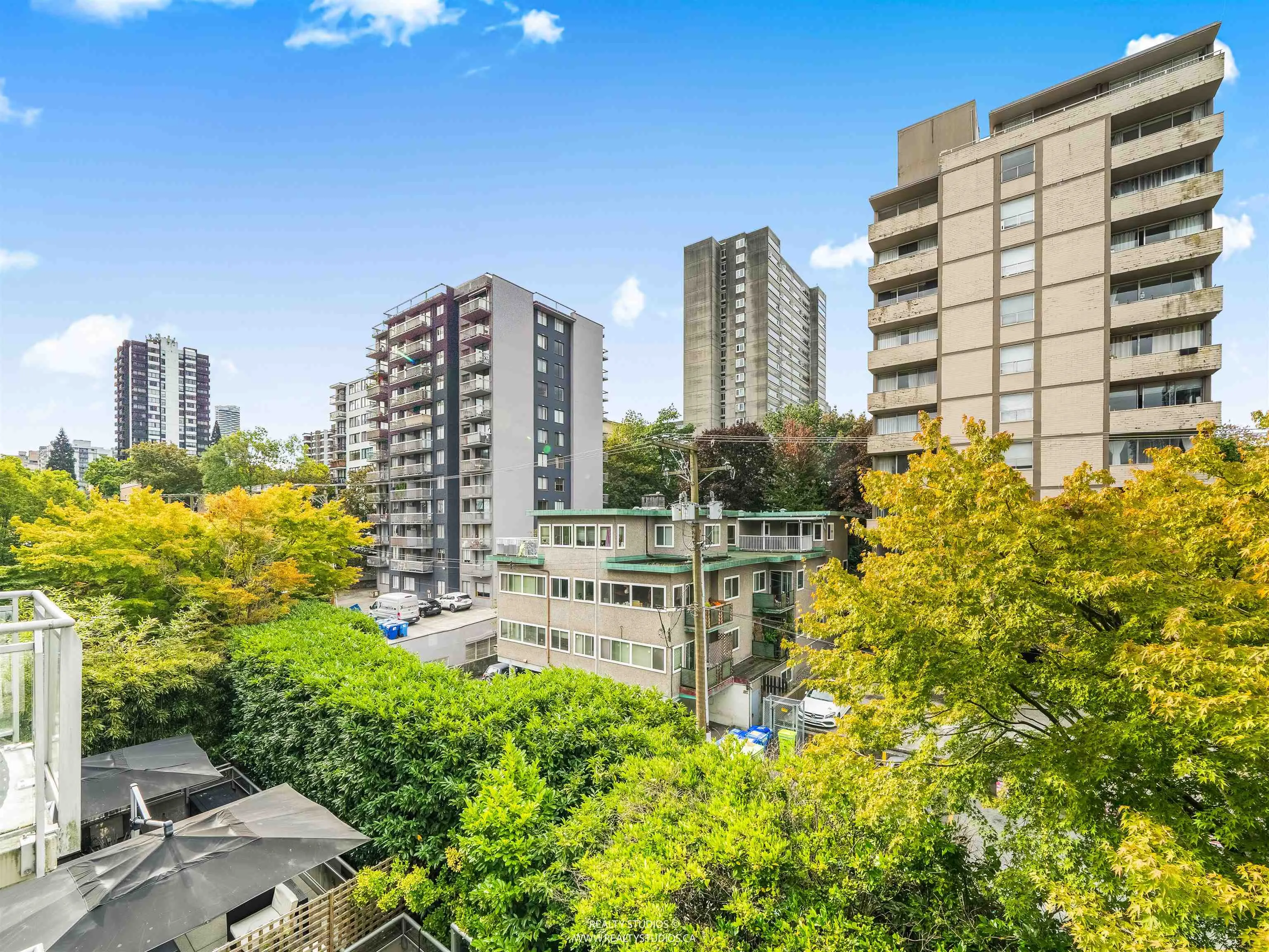 302 1688 Robson Street