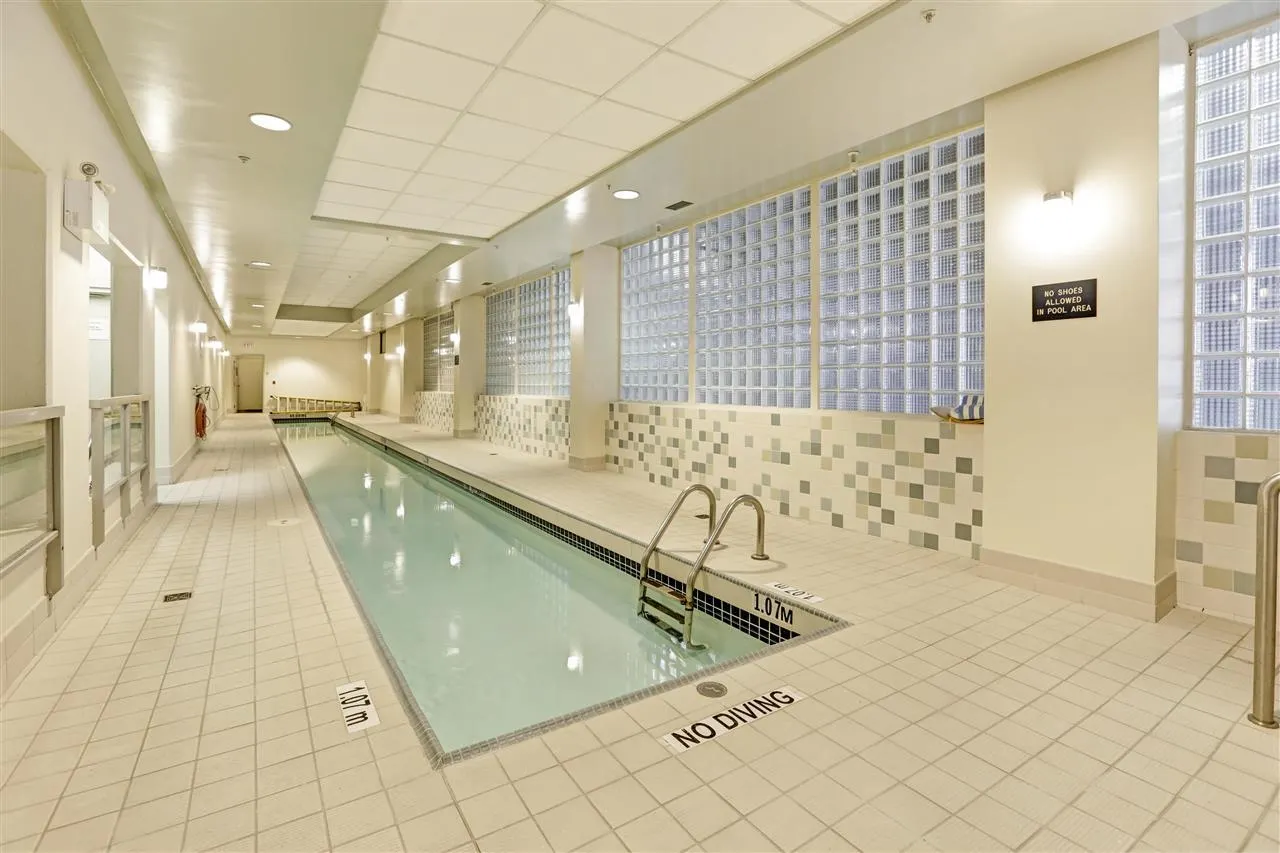 302 1688 Robson Street