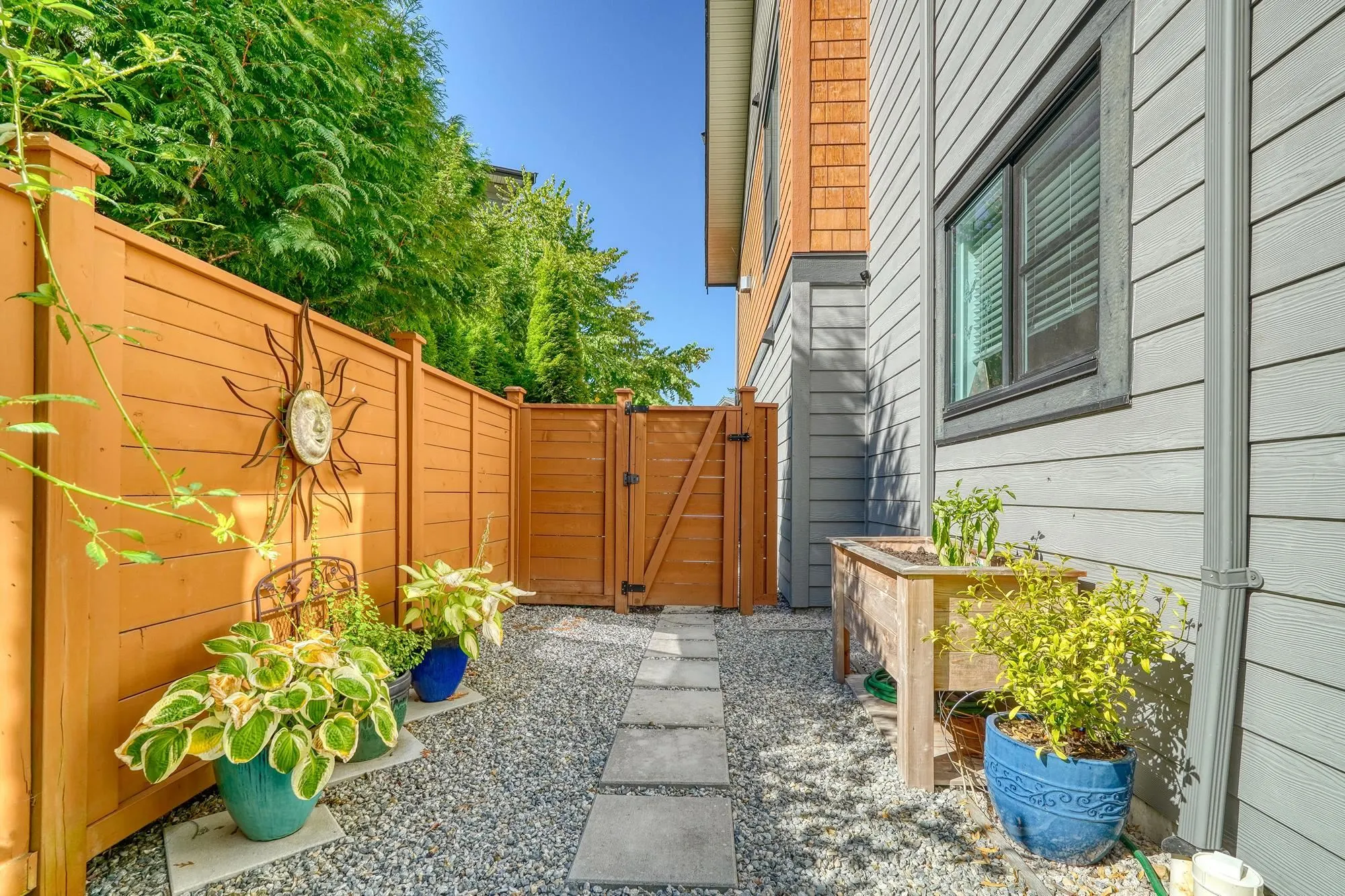20 3618 150 Street