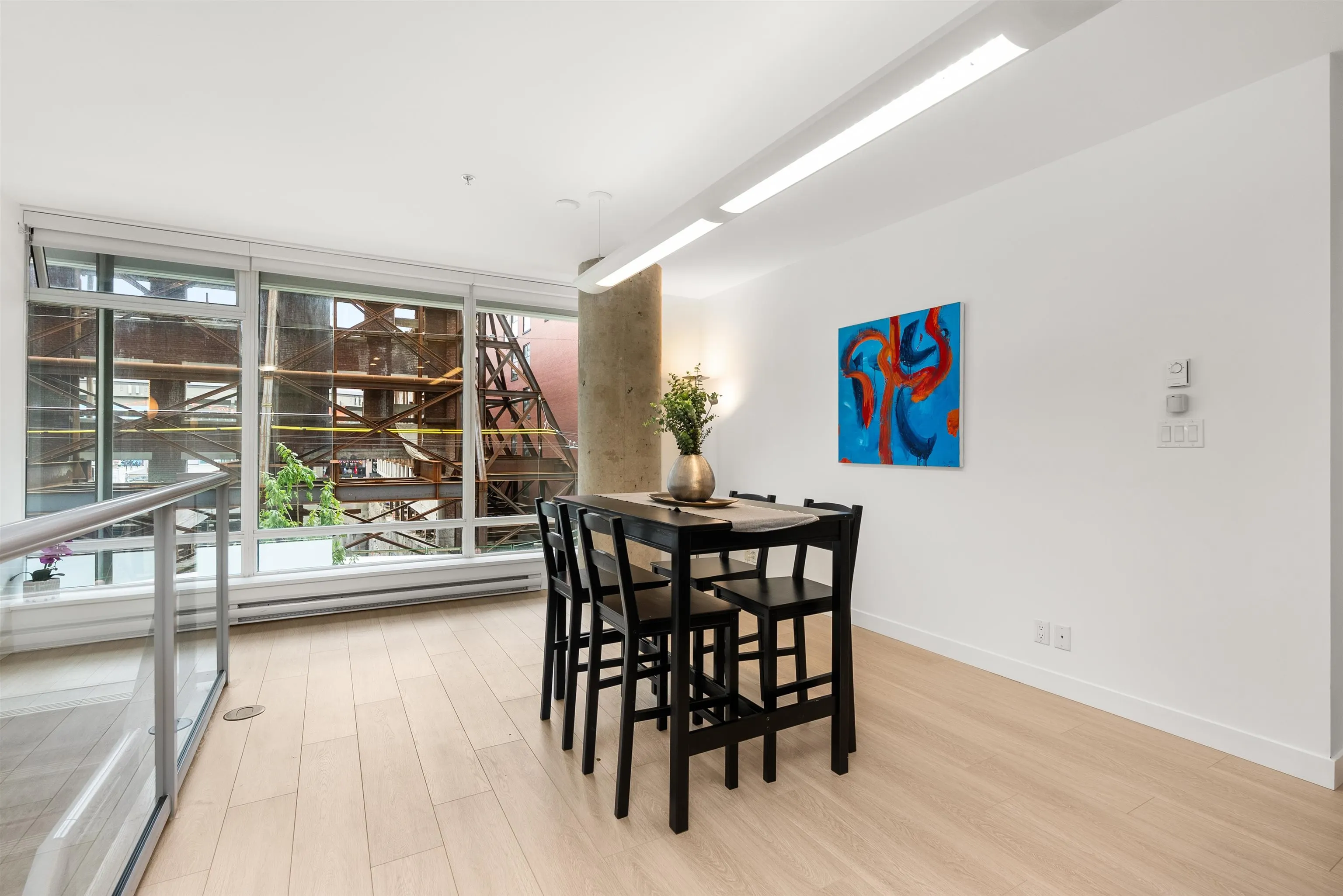 817 Cambie Street