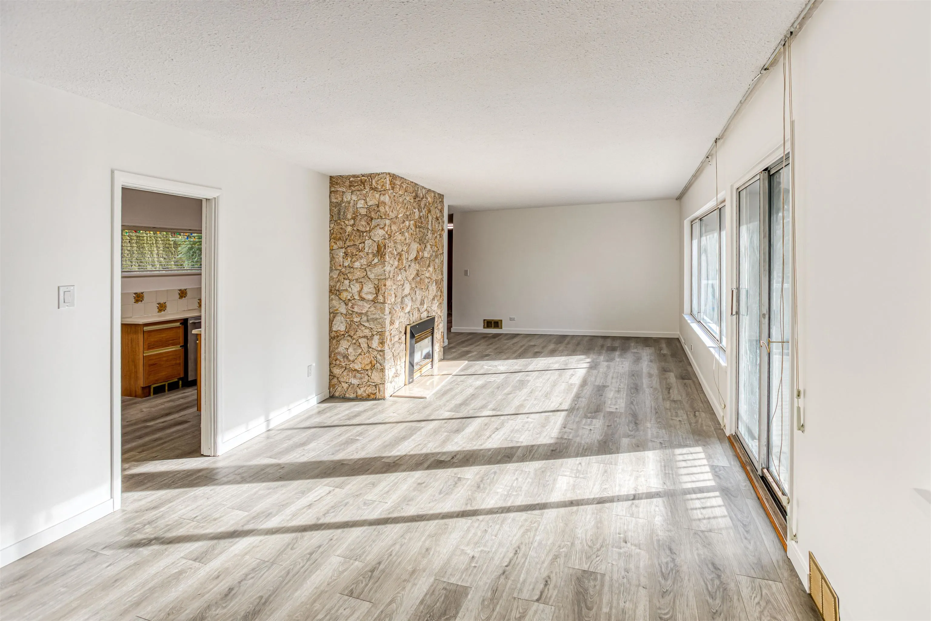 1025 Ridgewood Drive