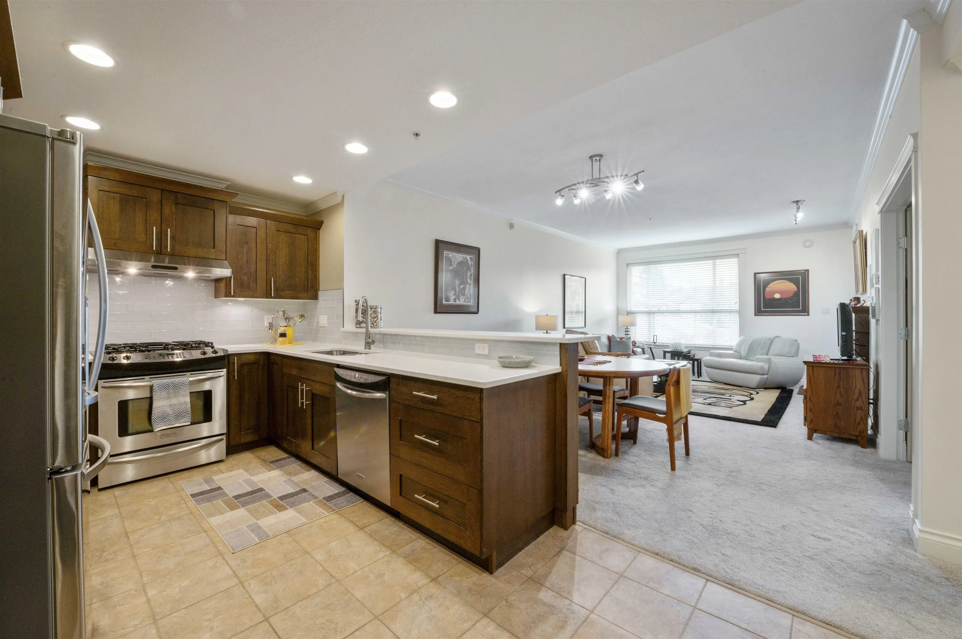 407 1787 154 Street