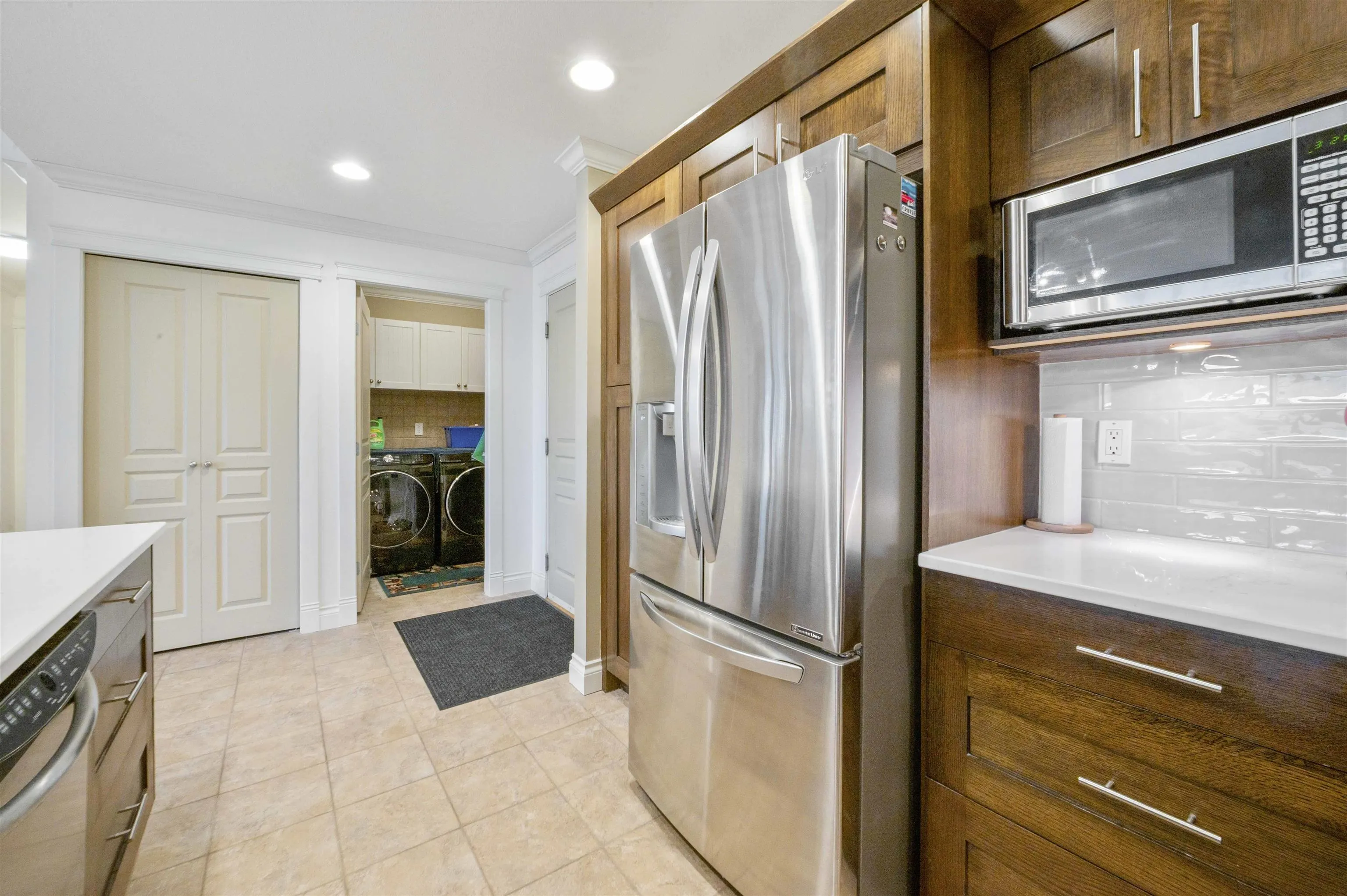 407 1787 154 Street