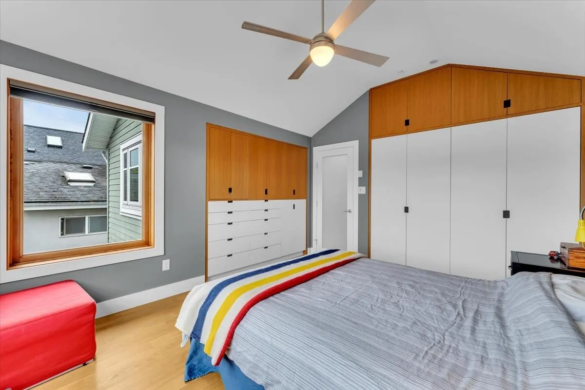 57 W 17th Avenue