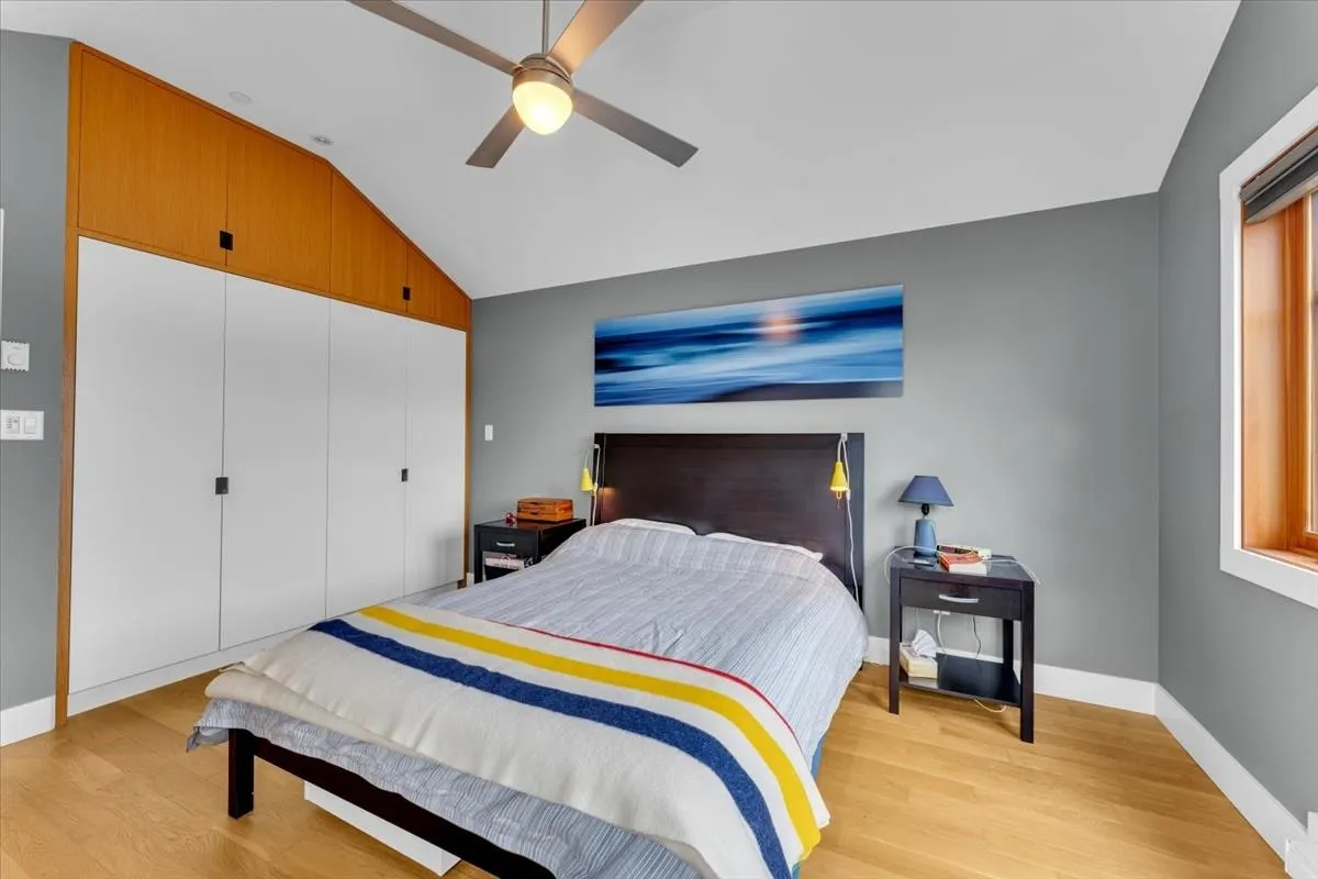 57 W 17th Avenue