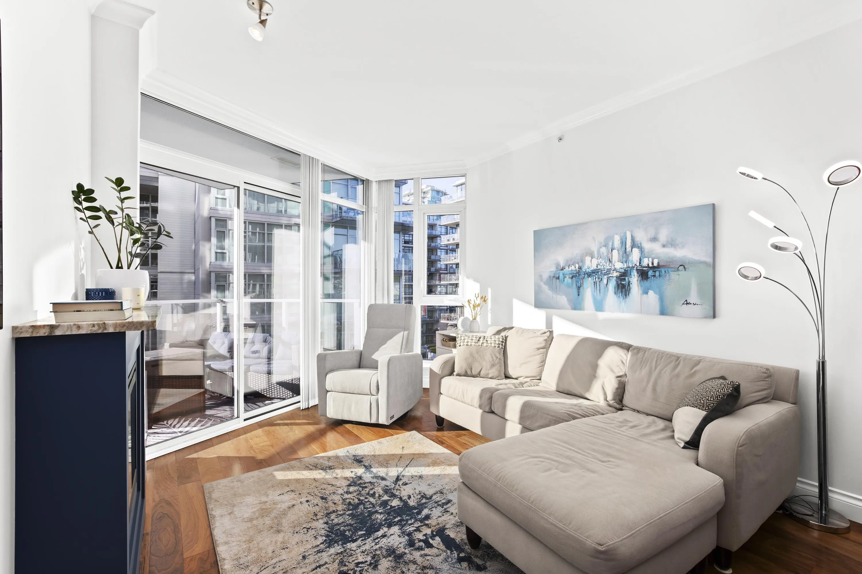 608 199 Victory Ship Way
