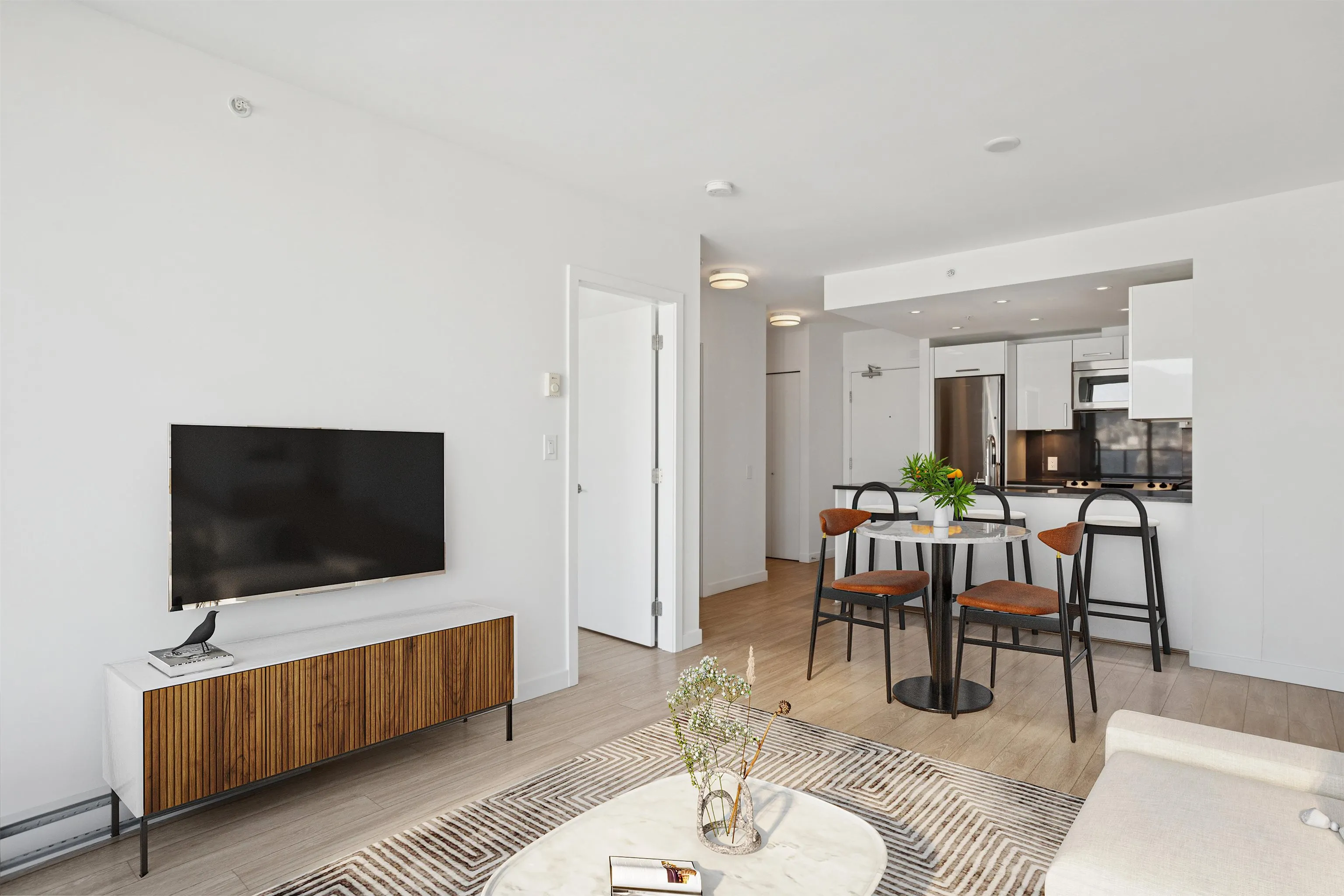 653 955 E Hastings Street
