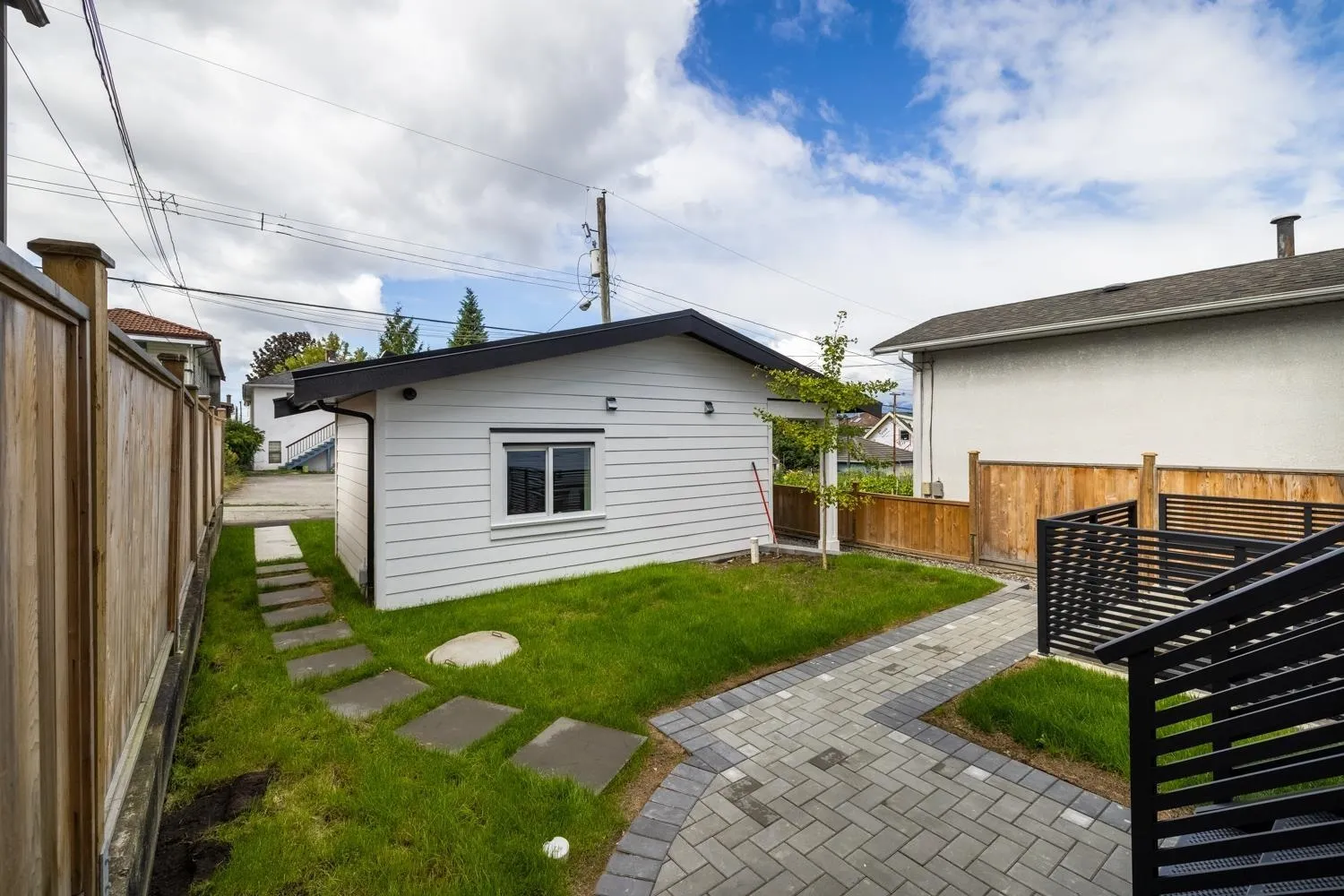 1155 Renfrew Street