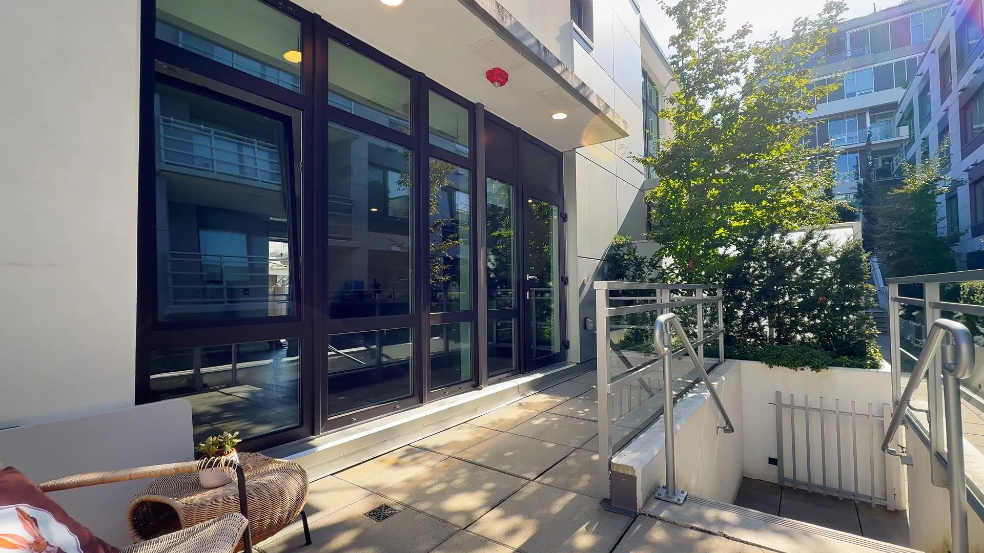 4916 Cambie Street