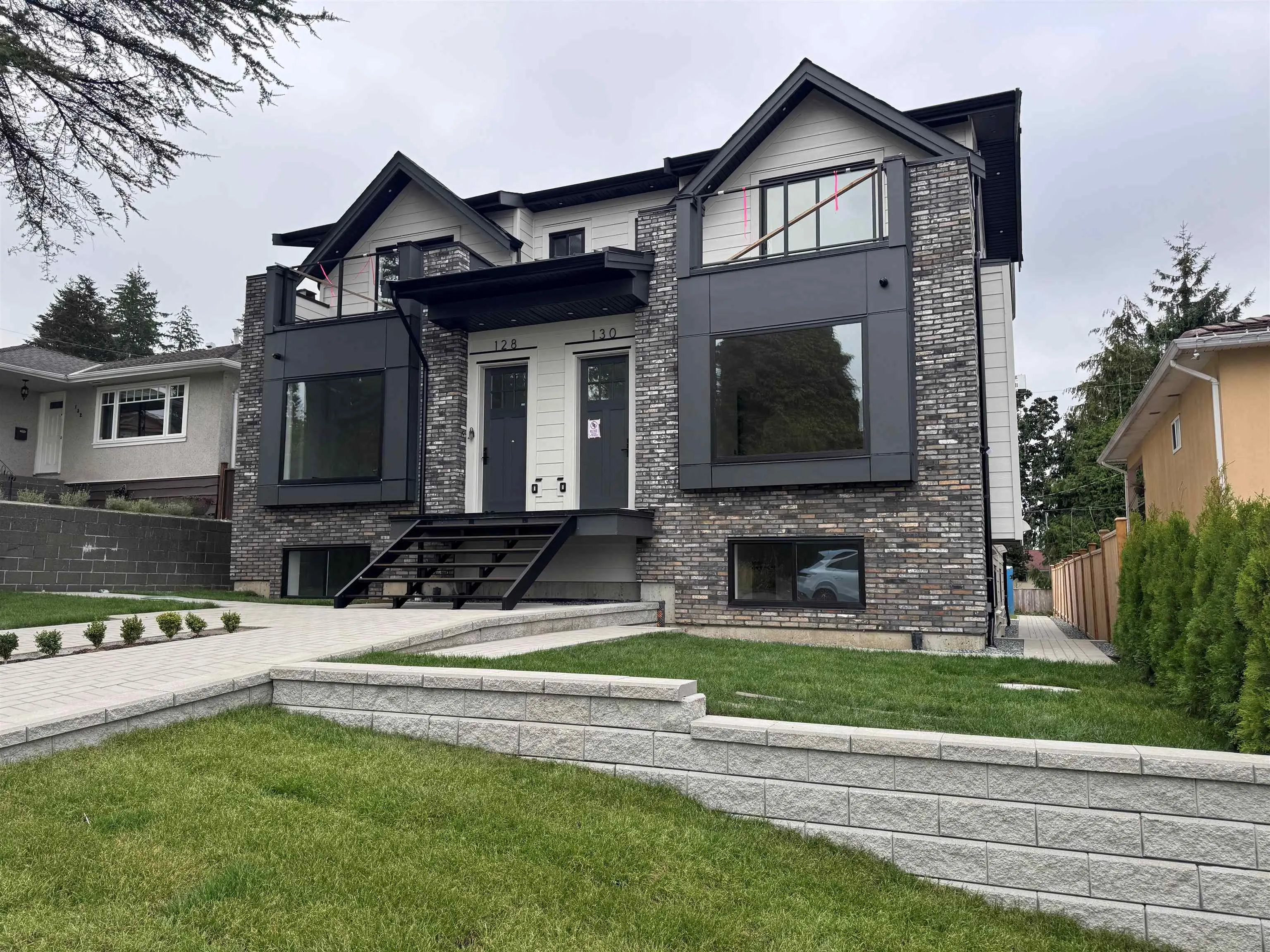 130 N Grosvenor Avenue