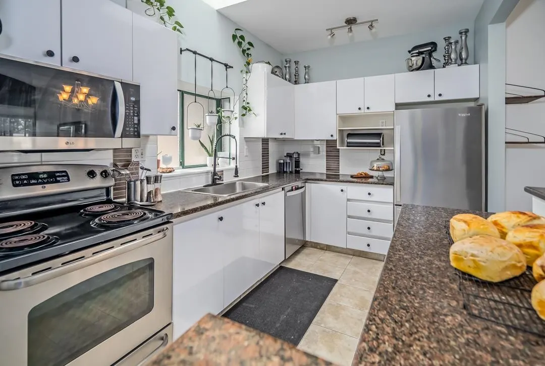 306 7300 Gilbert Road