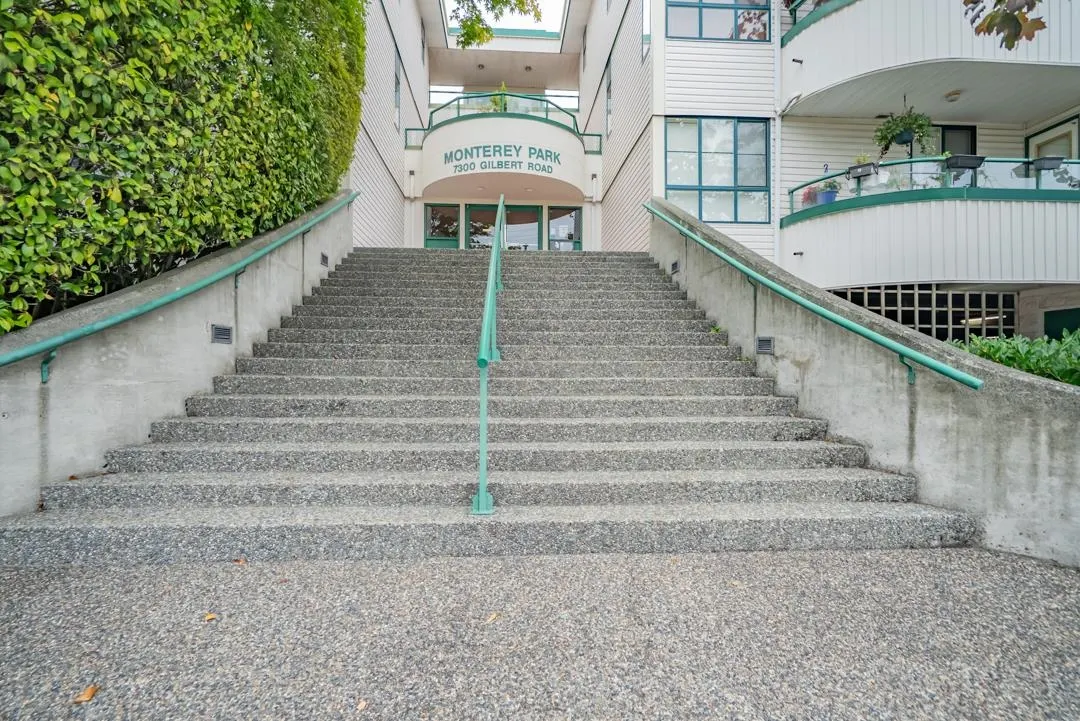 306 7300 Gilbert Road