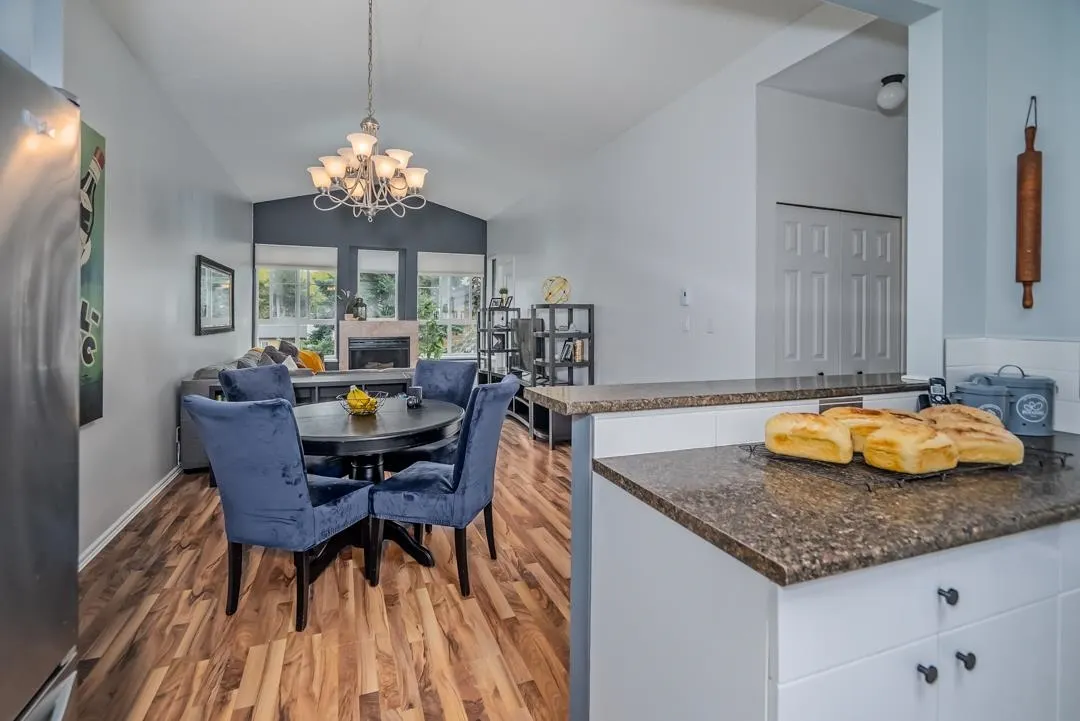 306 7300 Gilbert Road