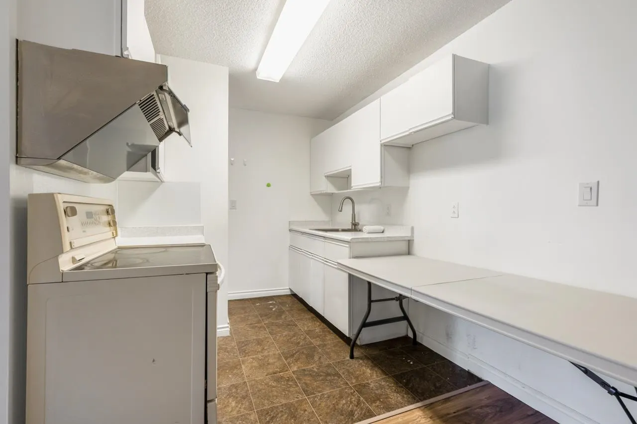 203 2425 Shaughnessy Street