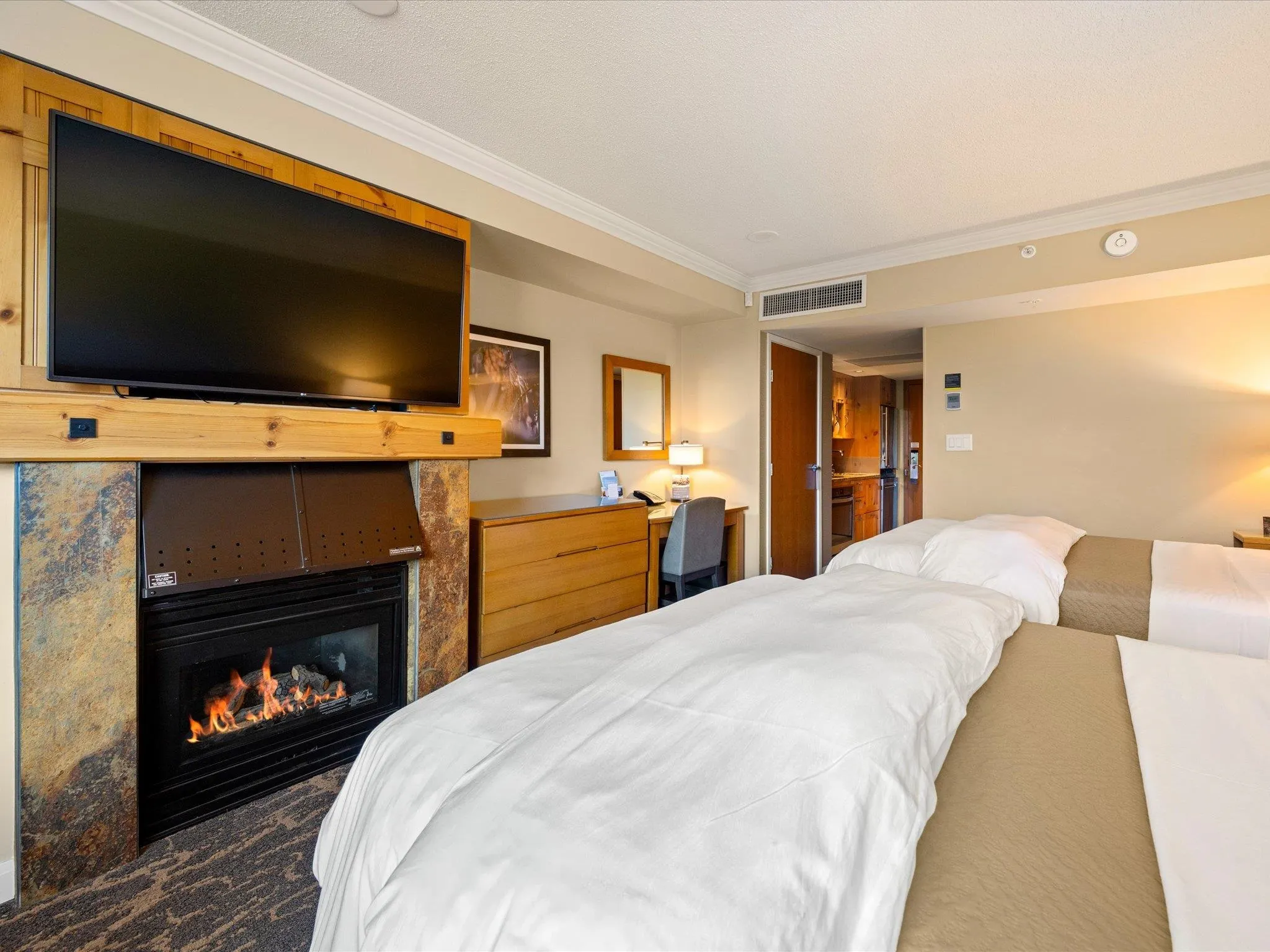 659 4090 Whistler Way
