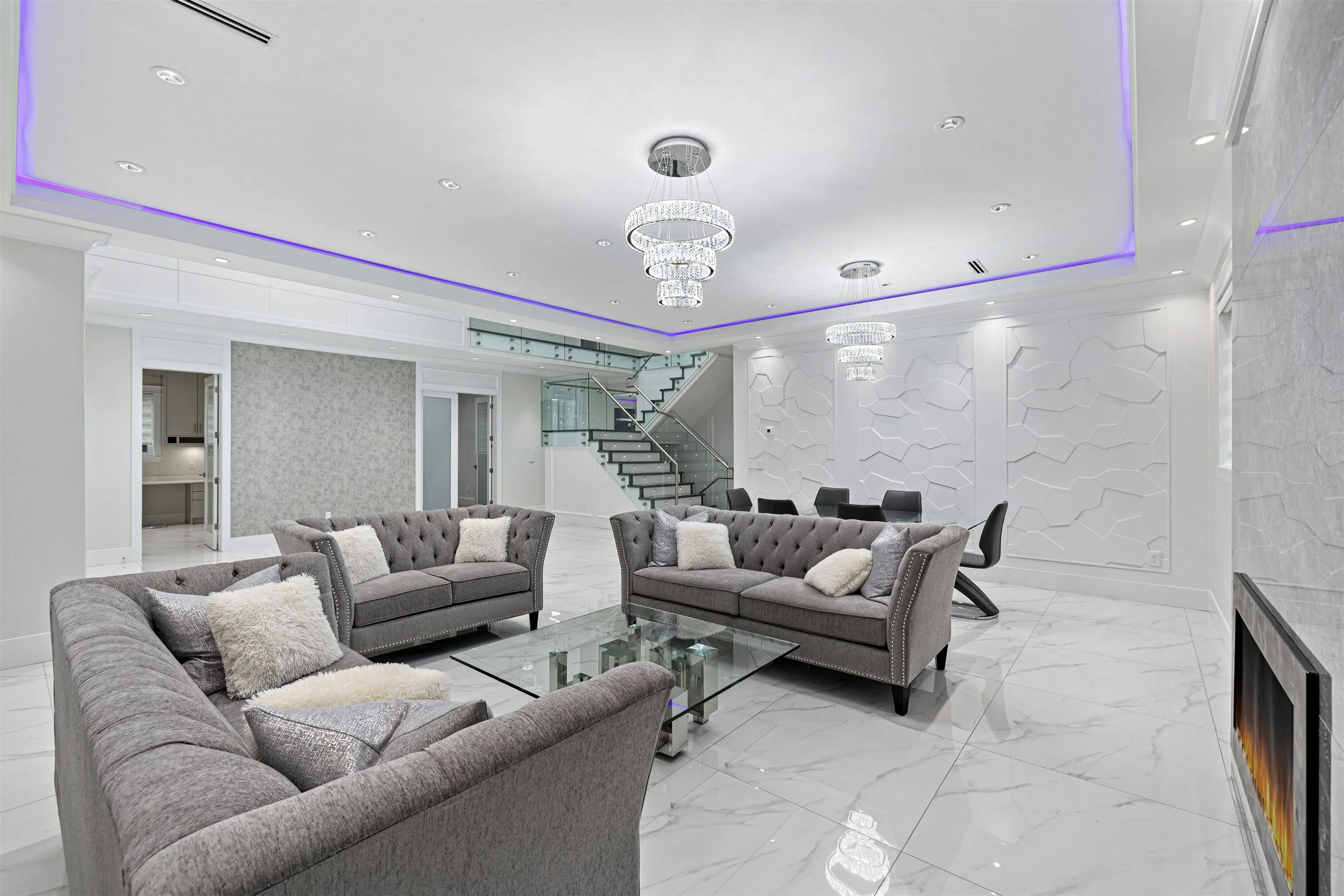 6899 Clevedon Drive