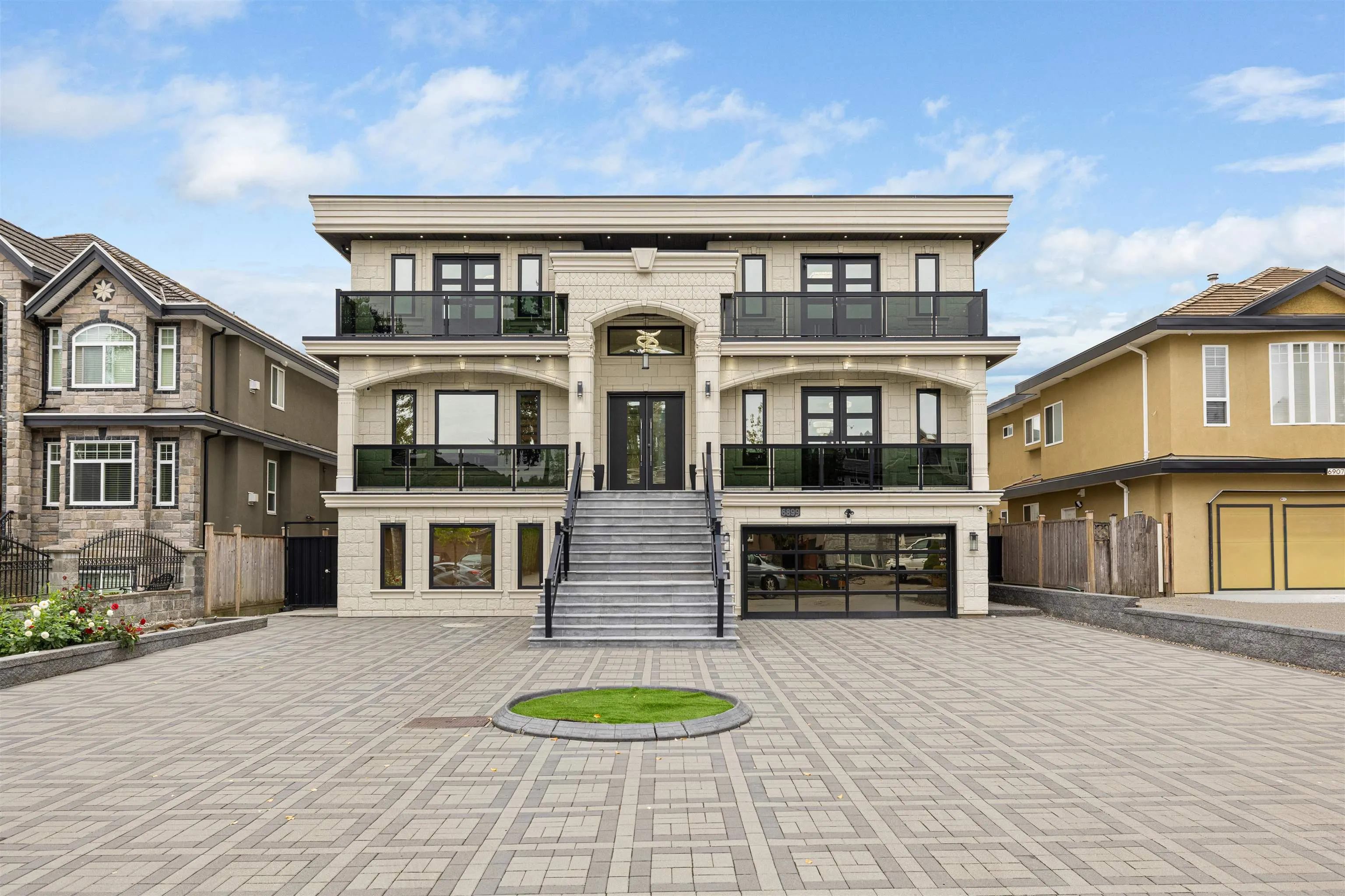 6899 Clevedon Drive
