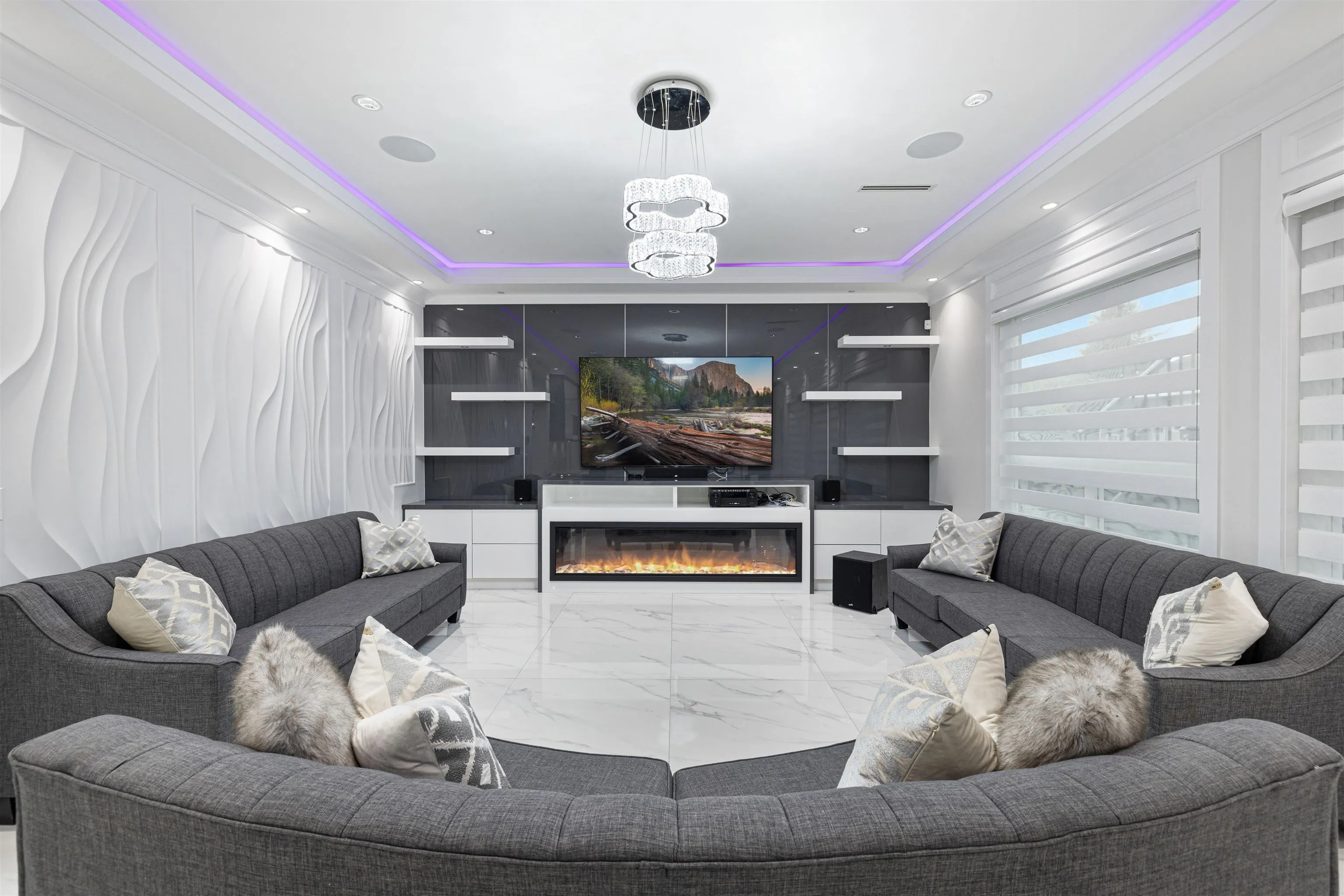 6899 Clevedon Drive