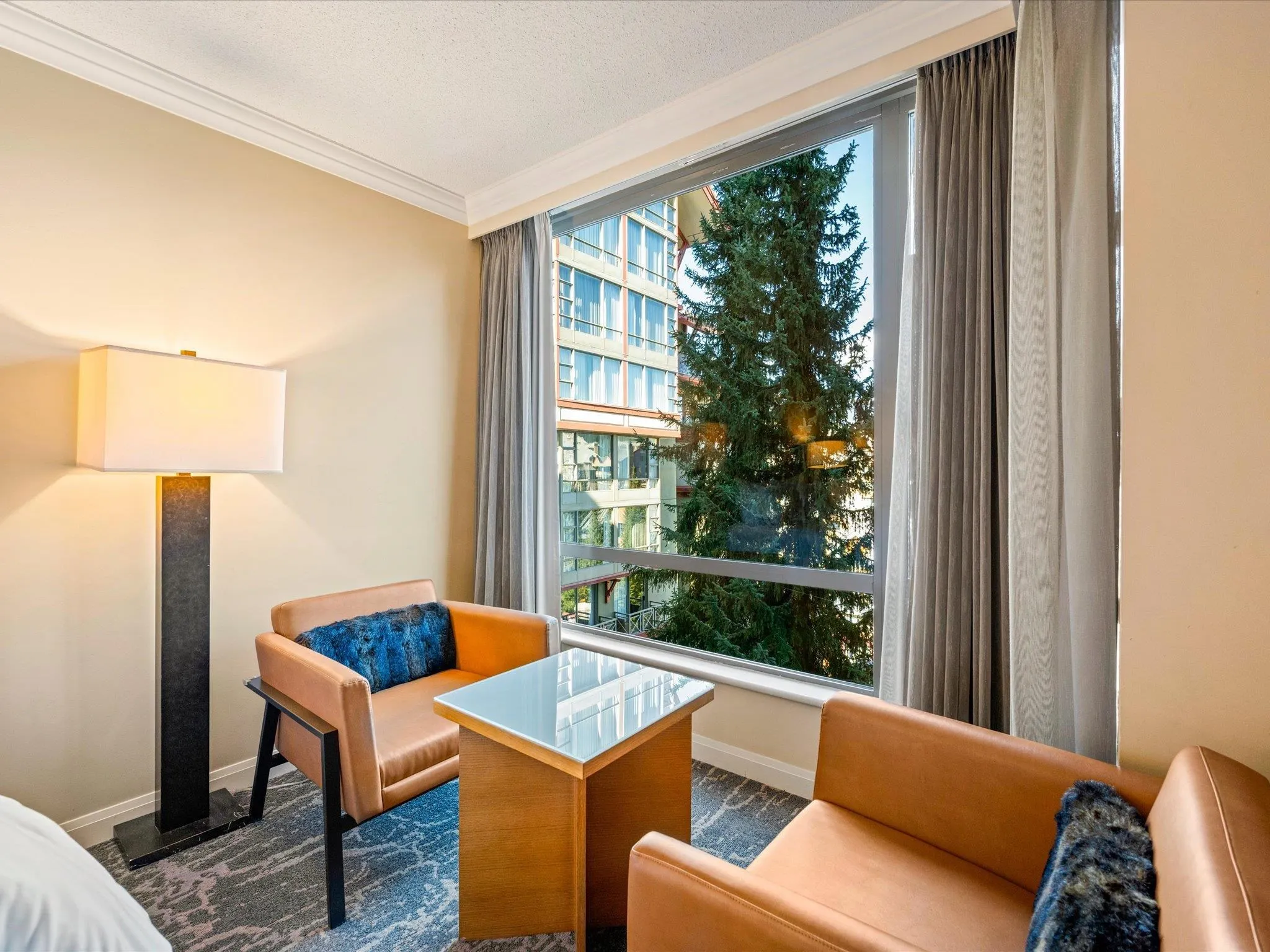 685 4090 Whistler Way