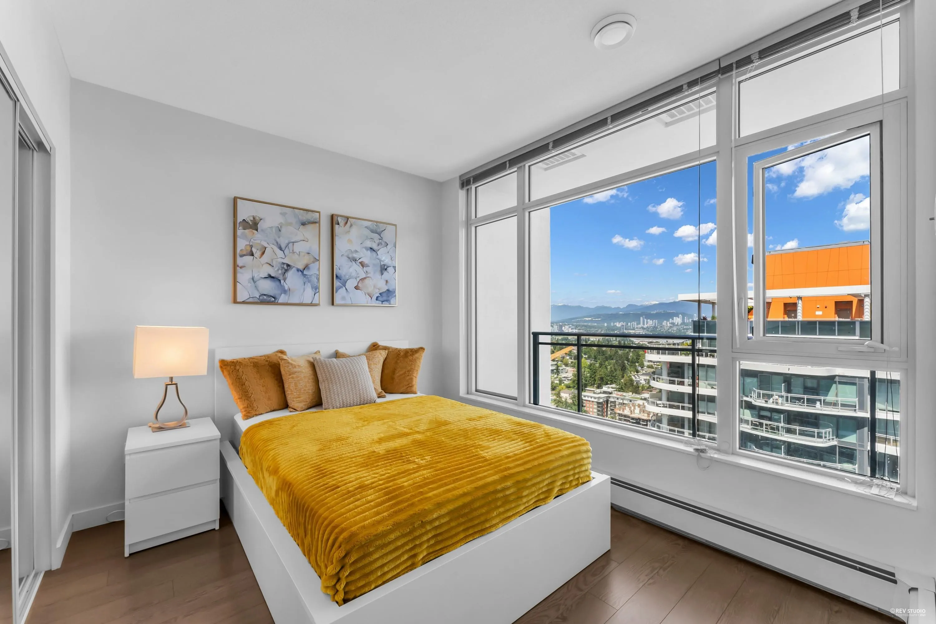 2602 13308 Central Avenue